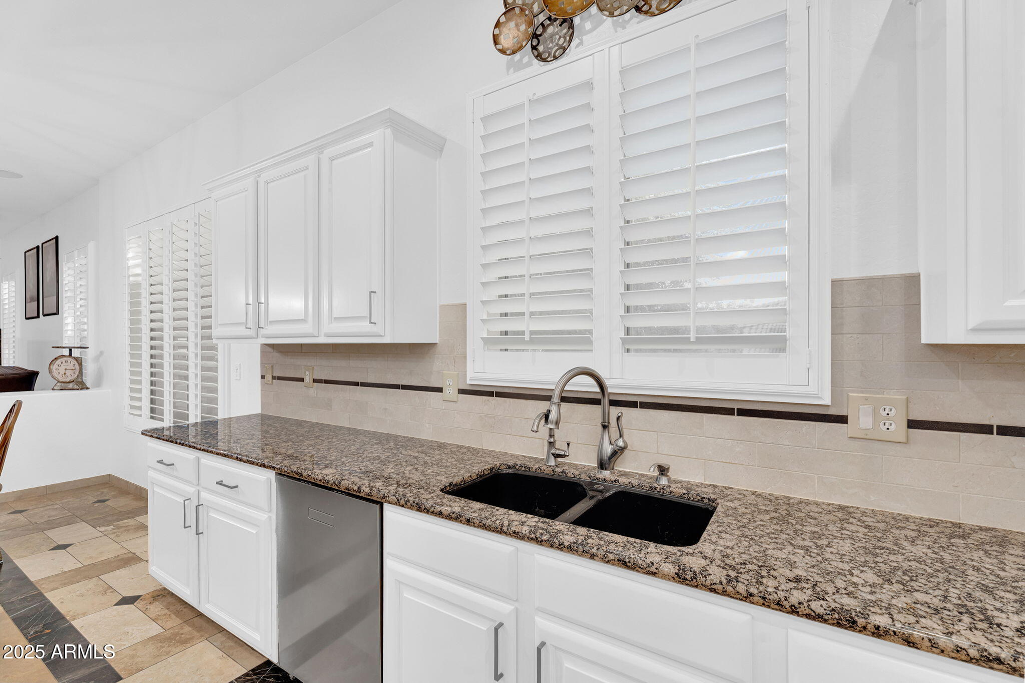 4227 E Ravenswood Drive