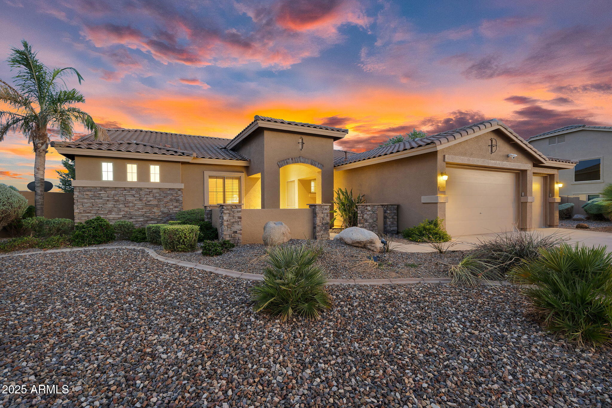 4227 E Ravenswood Drive