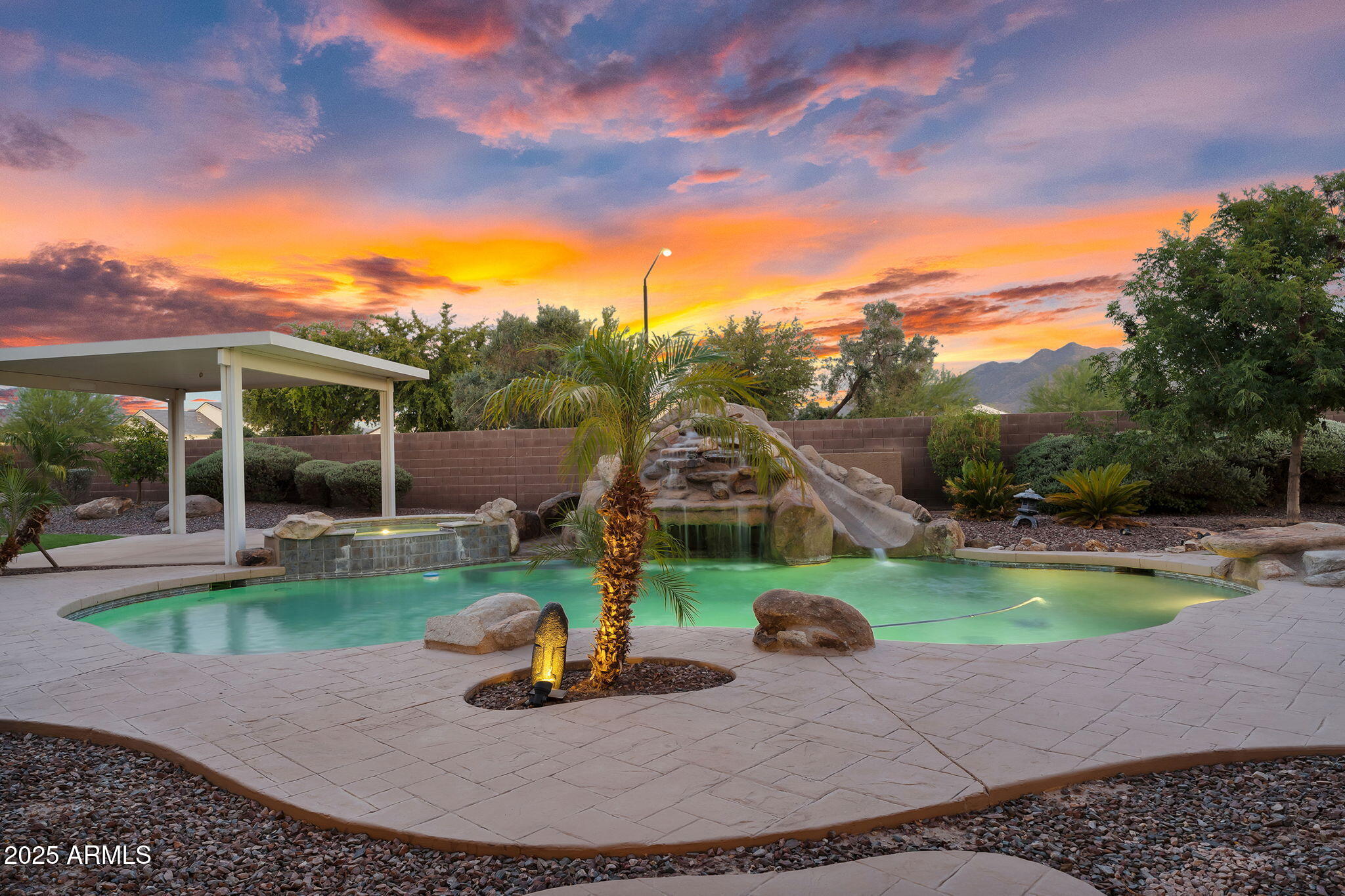 4227 E Ravenswood Drive