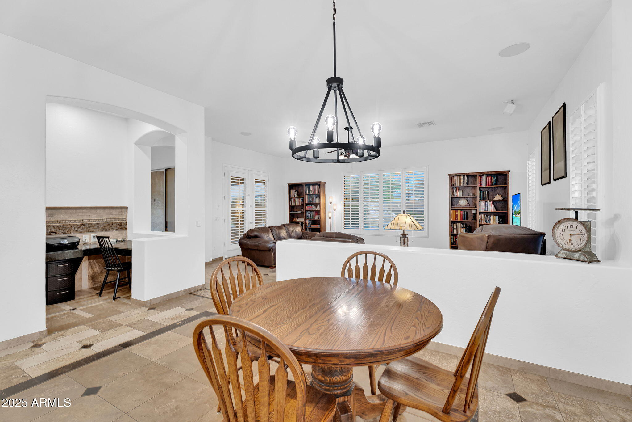 4227 E Ravenswood Drive