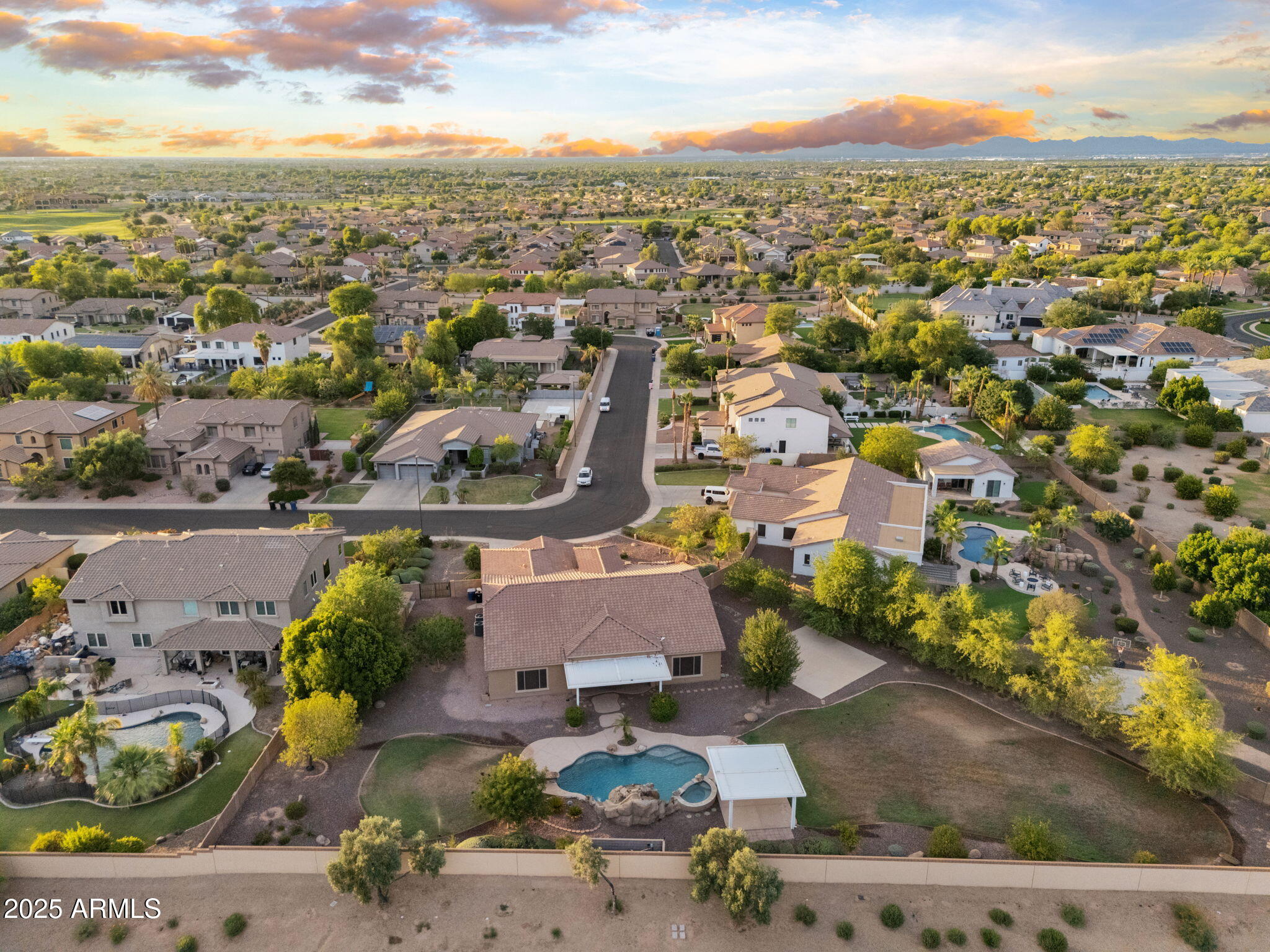 4227 E Ravenswood Drive