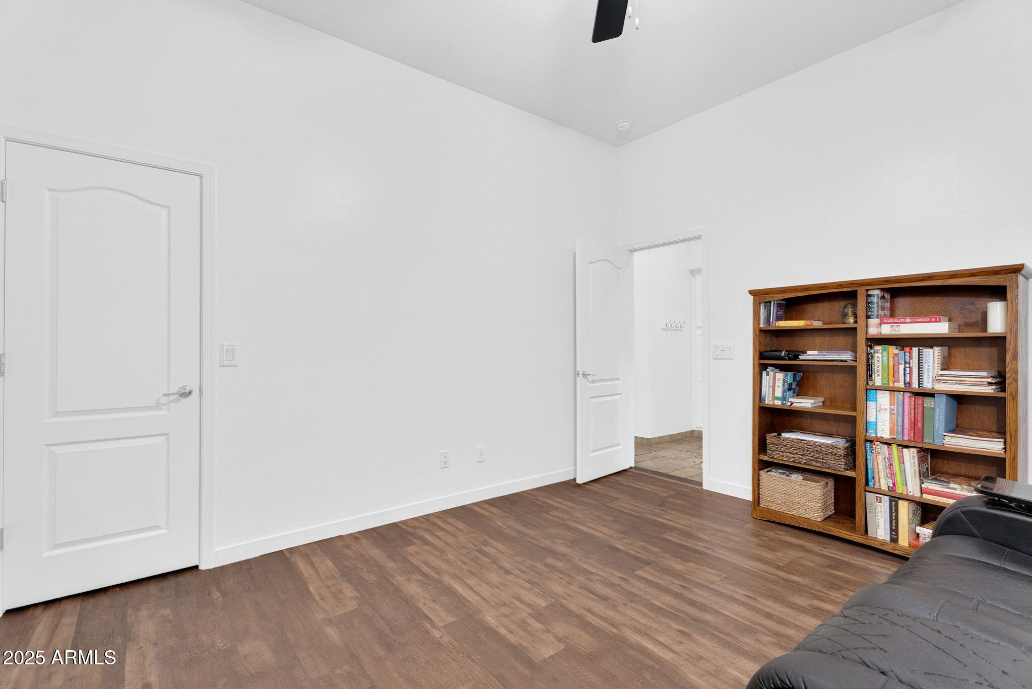 4227 E Ravenswood Drive