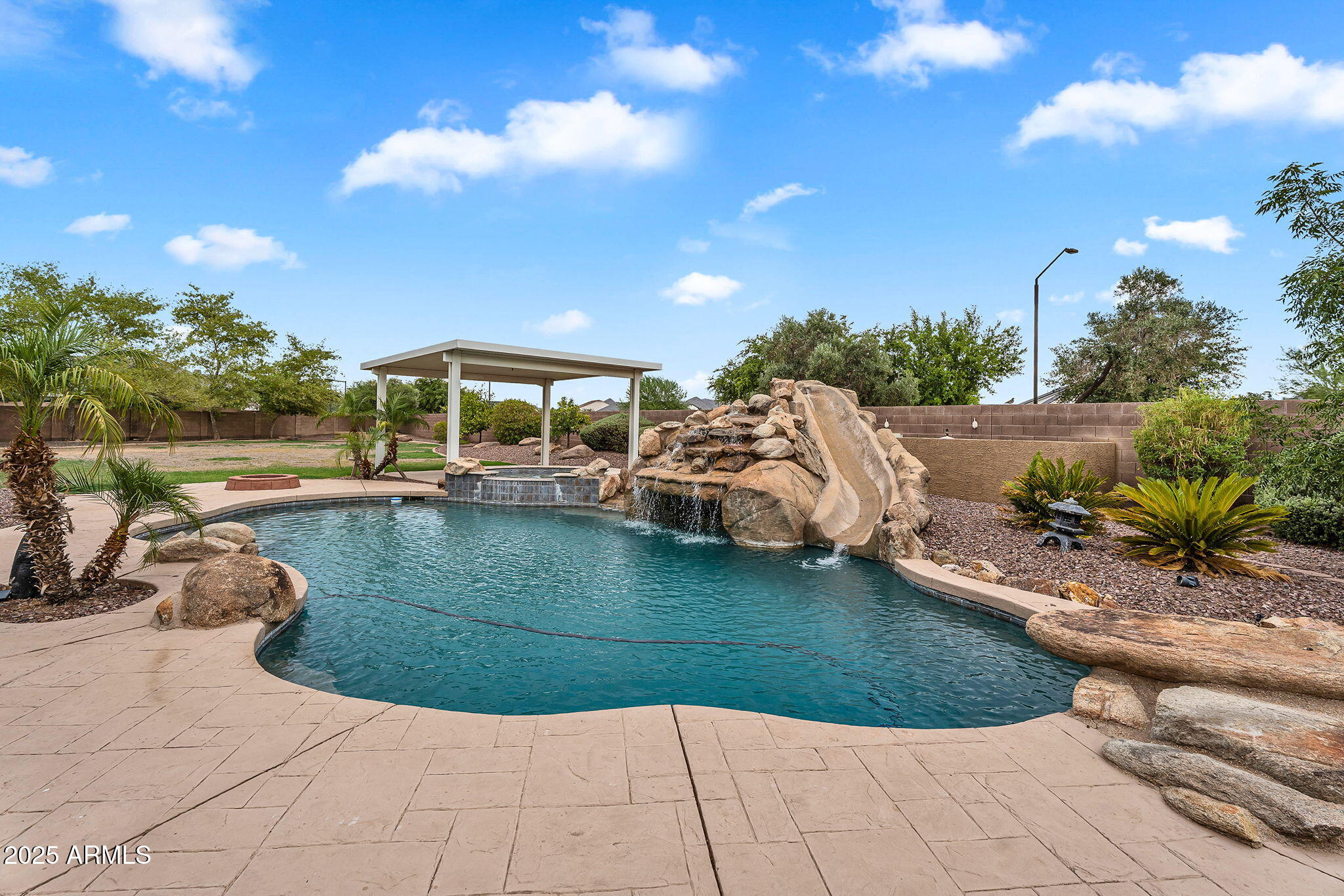 4227 E Ravenswood Drive