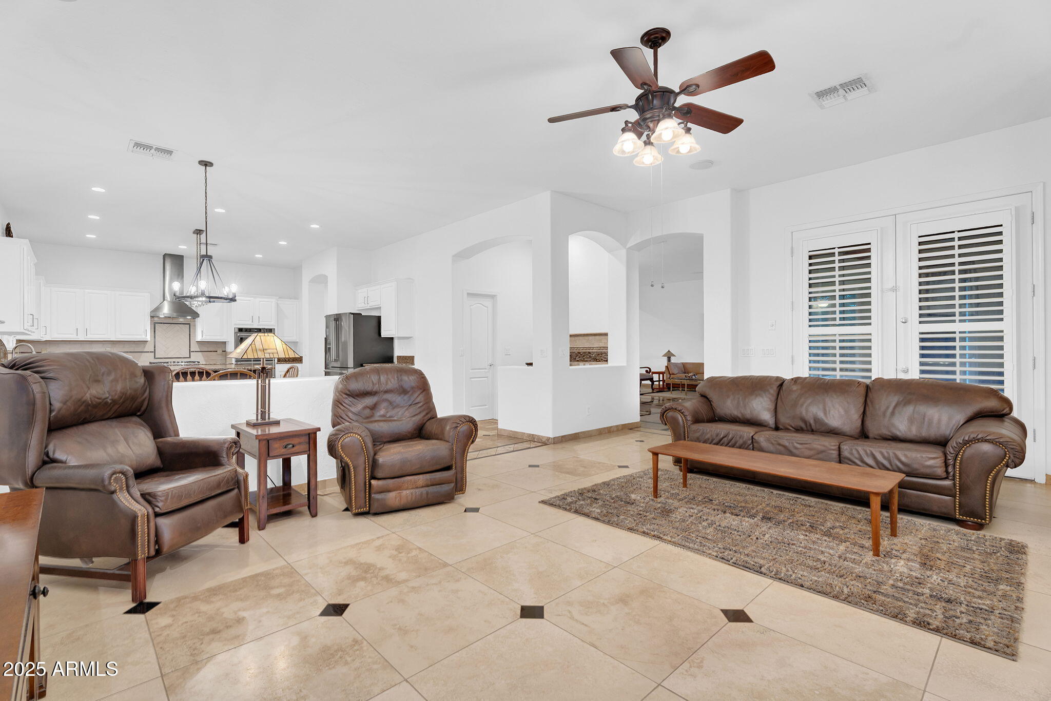 4227 E Ravenswood Drive