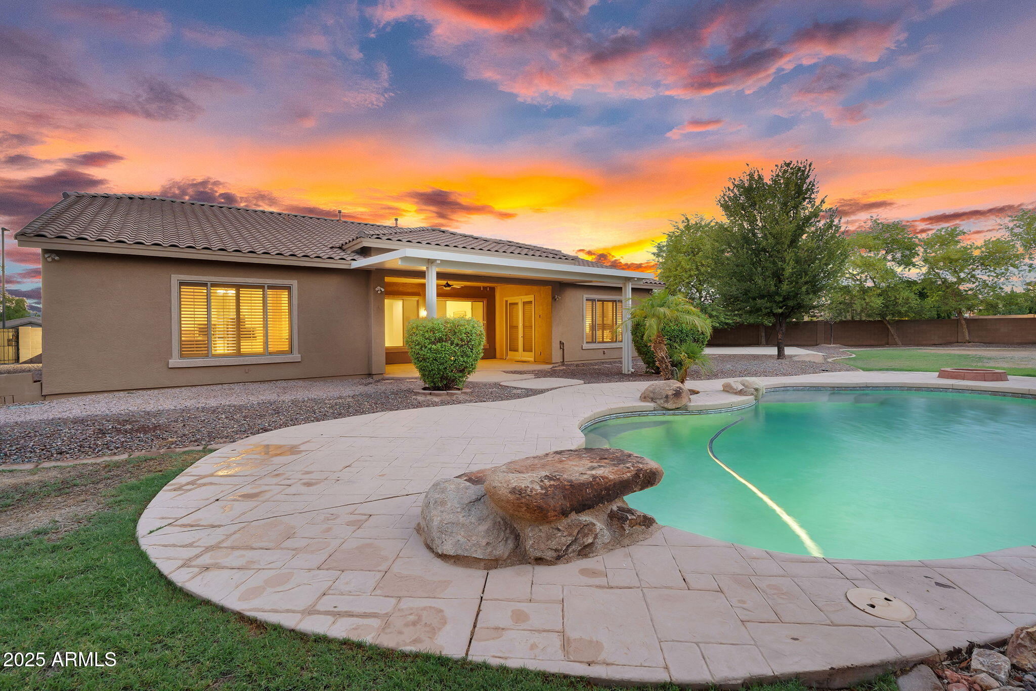 4227 E Ravenswood Drive