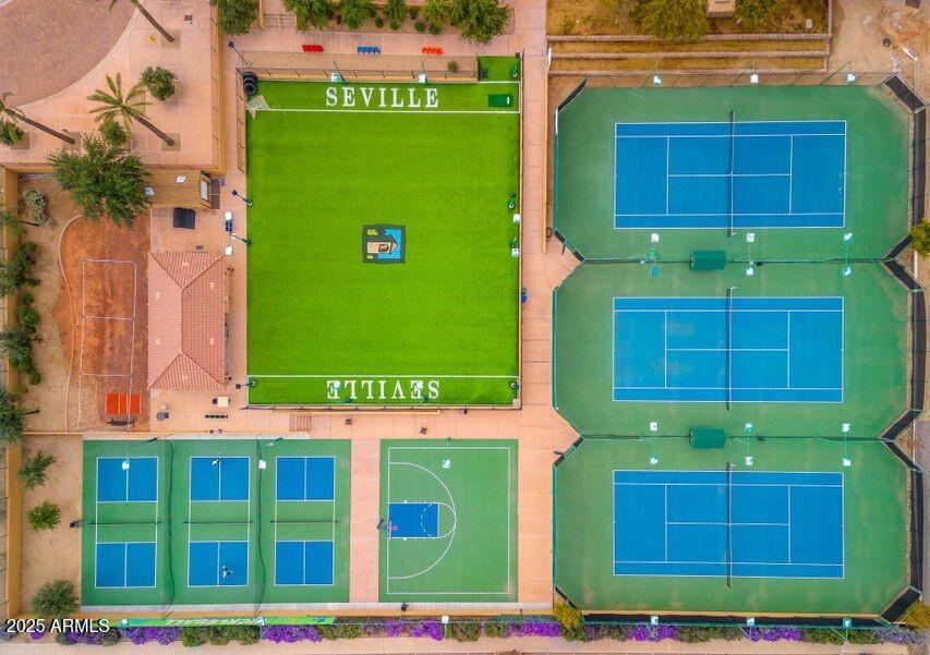 4227 E Ravenswood Drive