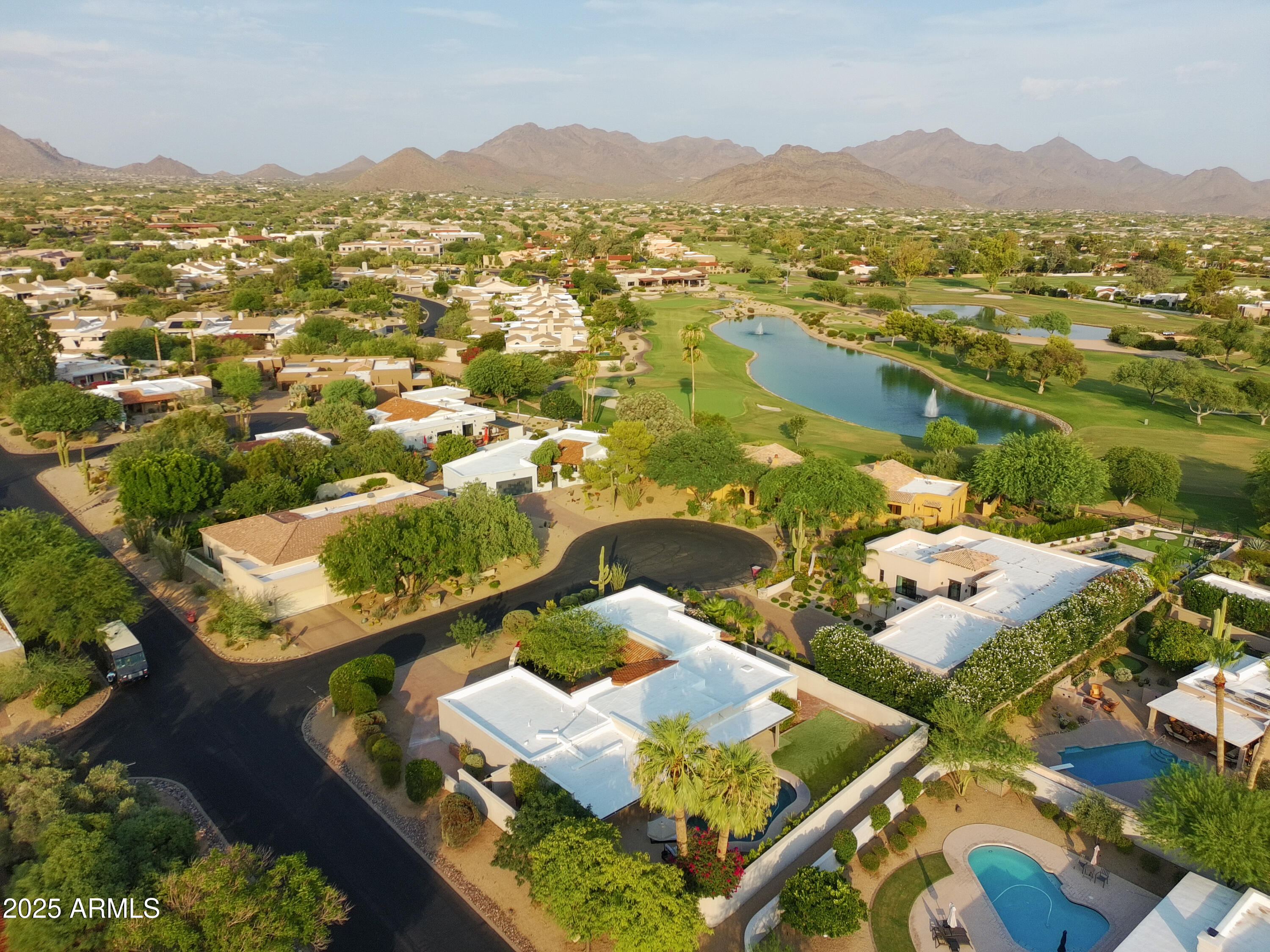 8401 E VISTA DEL LAGO