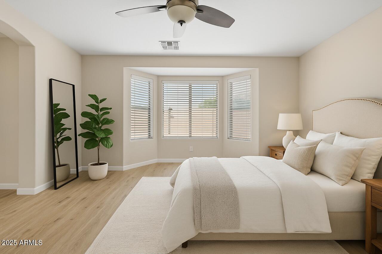 2136 W GOLDMINE MOUNTAIN Drive