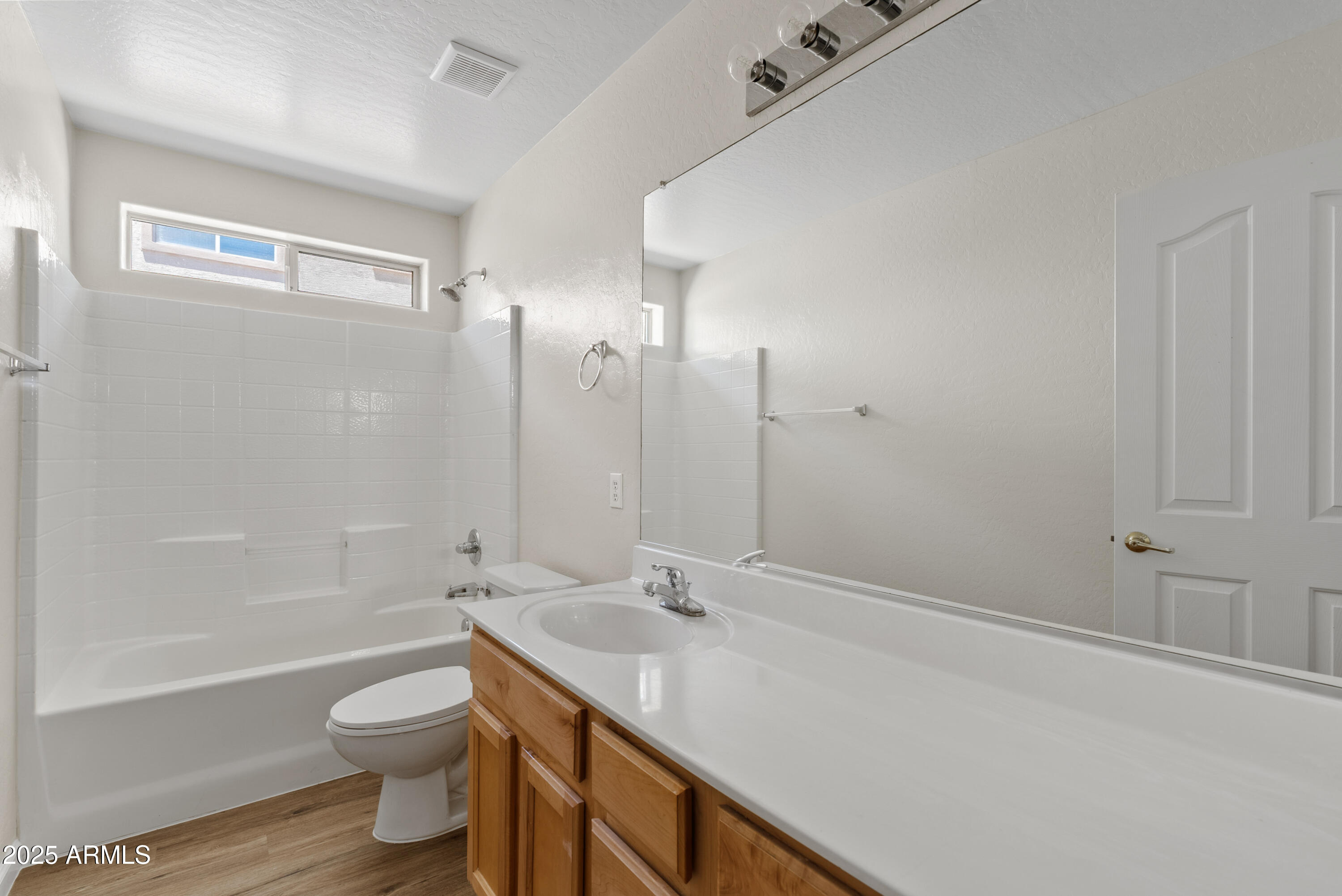 2136 W GOLDMINE MOUNTAIN Drive