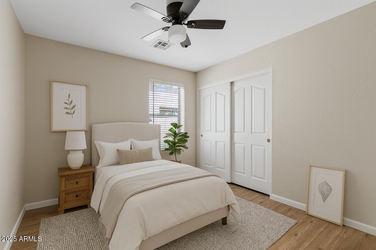 2136 W GOLDMINE MOUNTAIN Drive