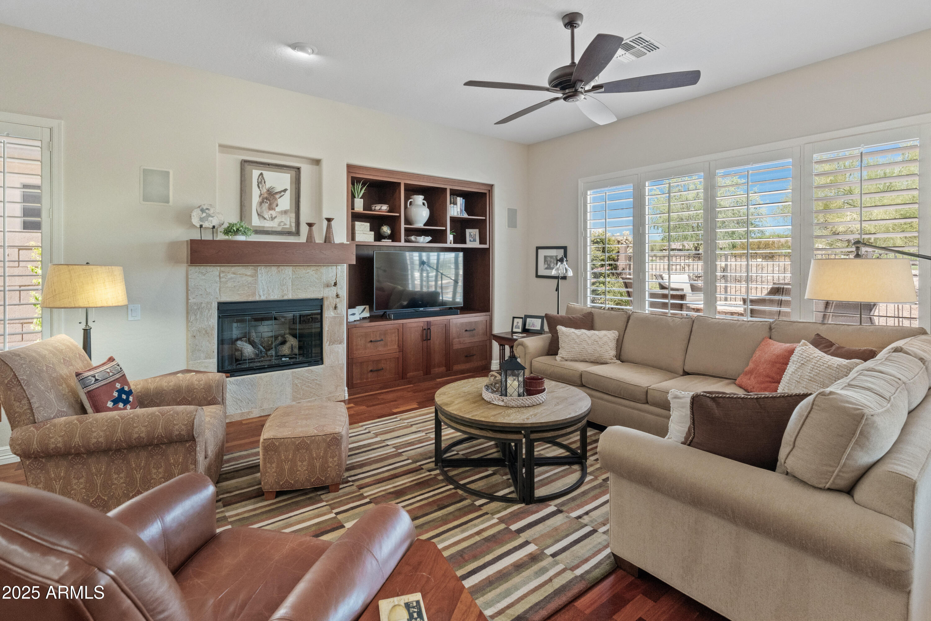 40715 N HARBOUR TOWN Court