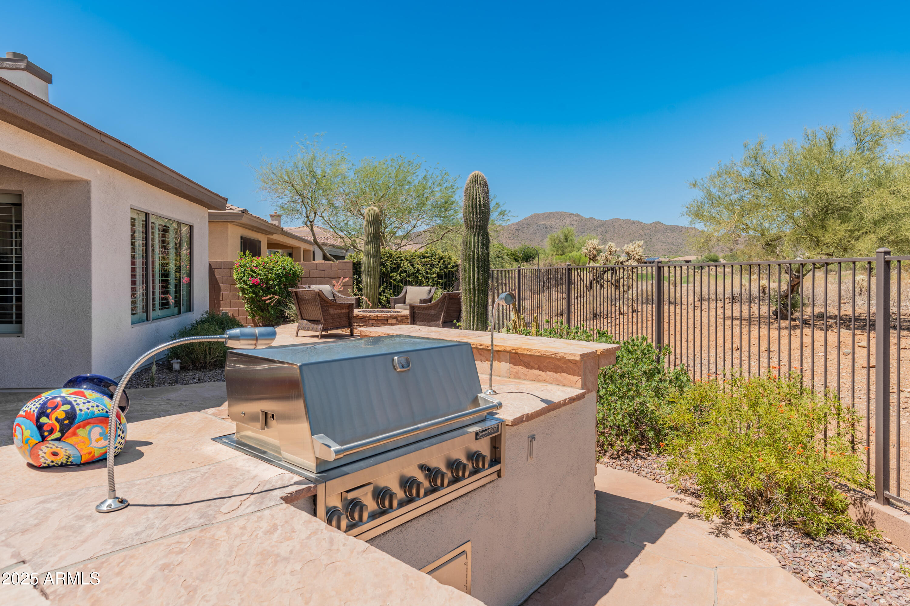 40715 N HARBOUR TOWN Court