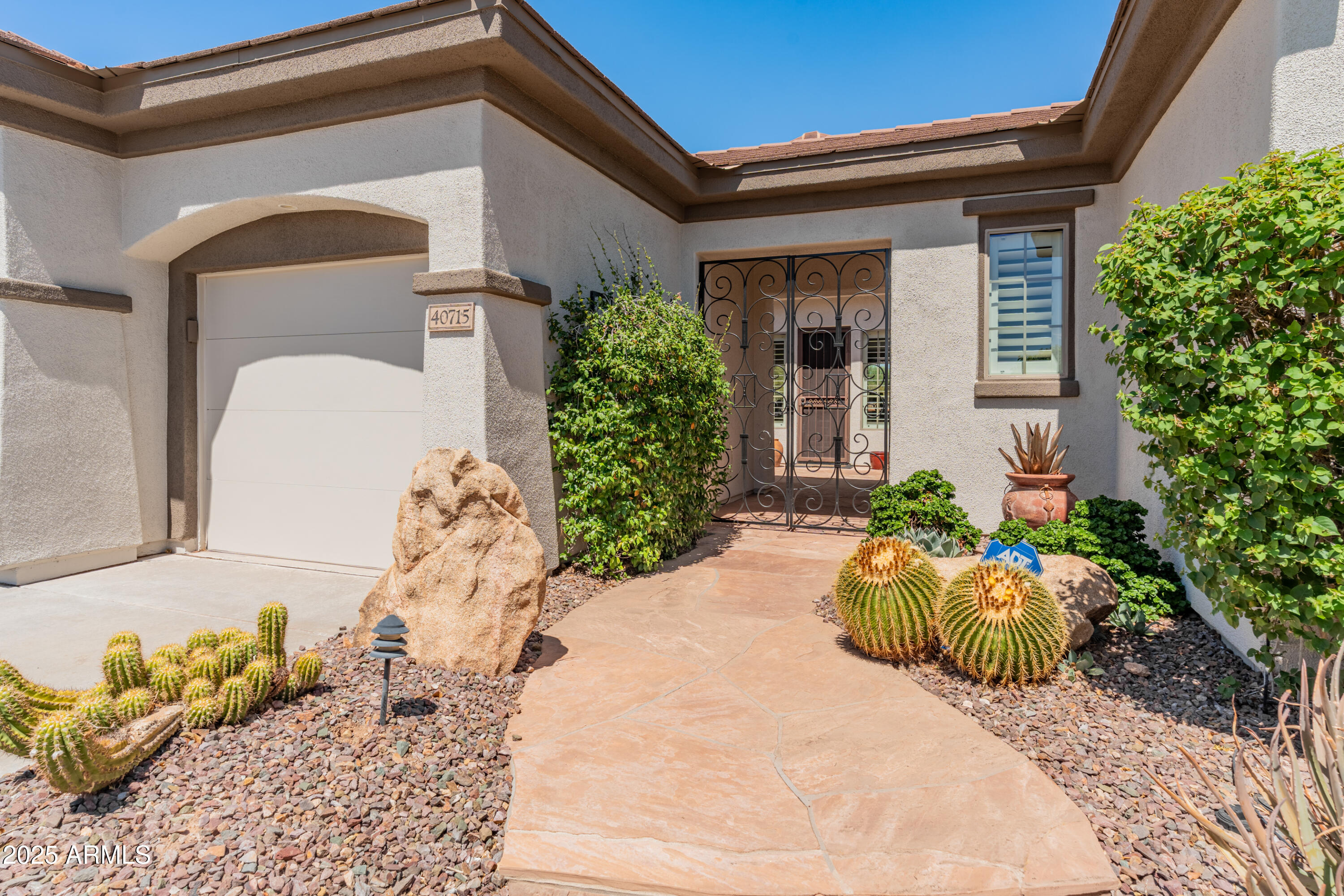 40715 N HARBOUR TOWN Court