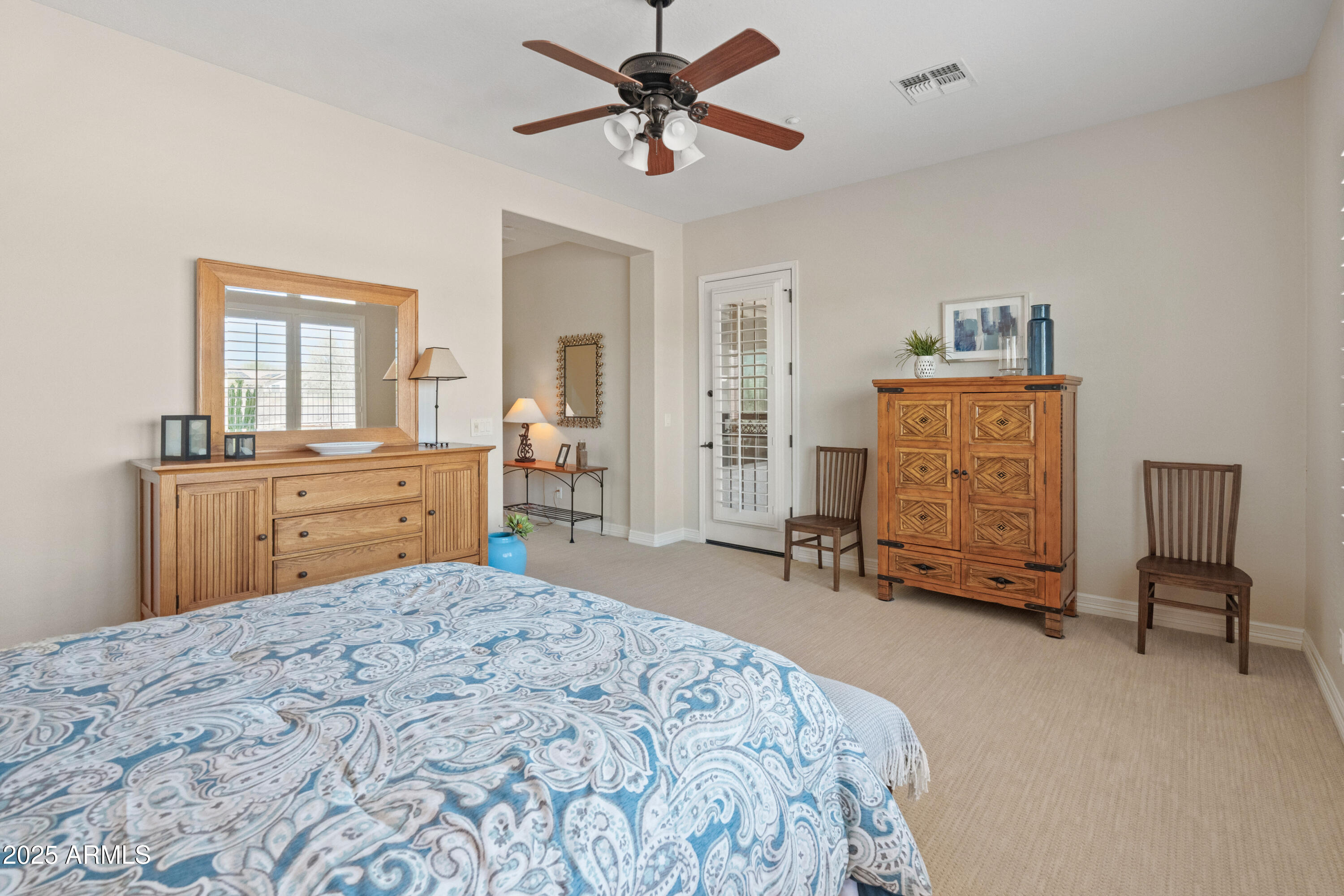 40715 N HARBOUR TOWN Court