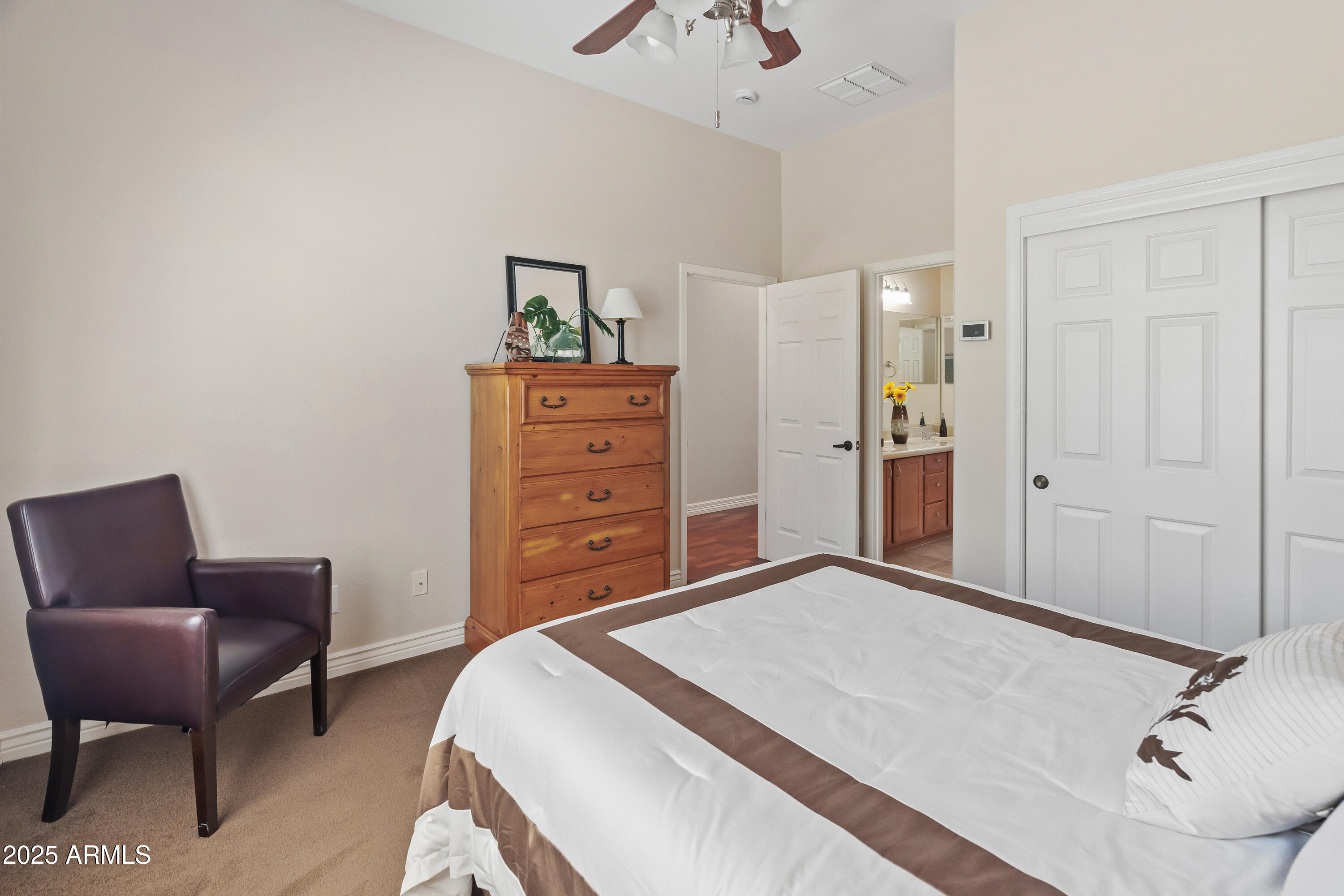 40715 N HARBOUR TOWN Court