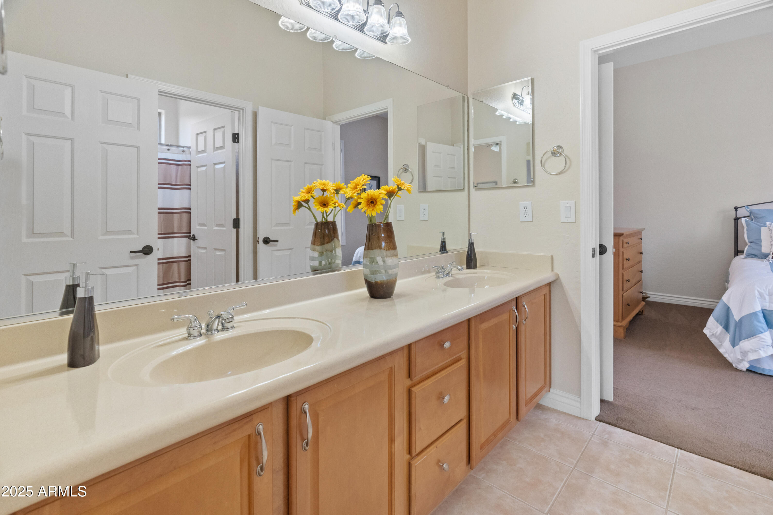 40715 N HARBOUR TOWN Court