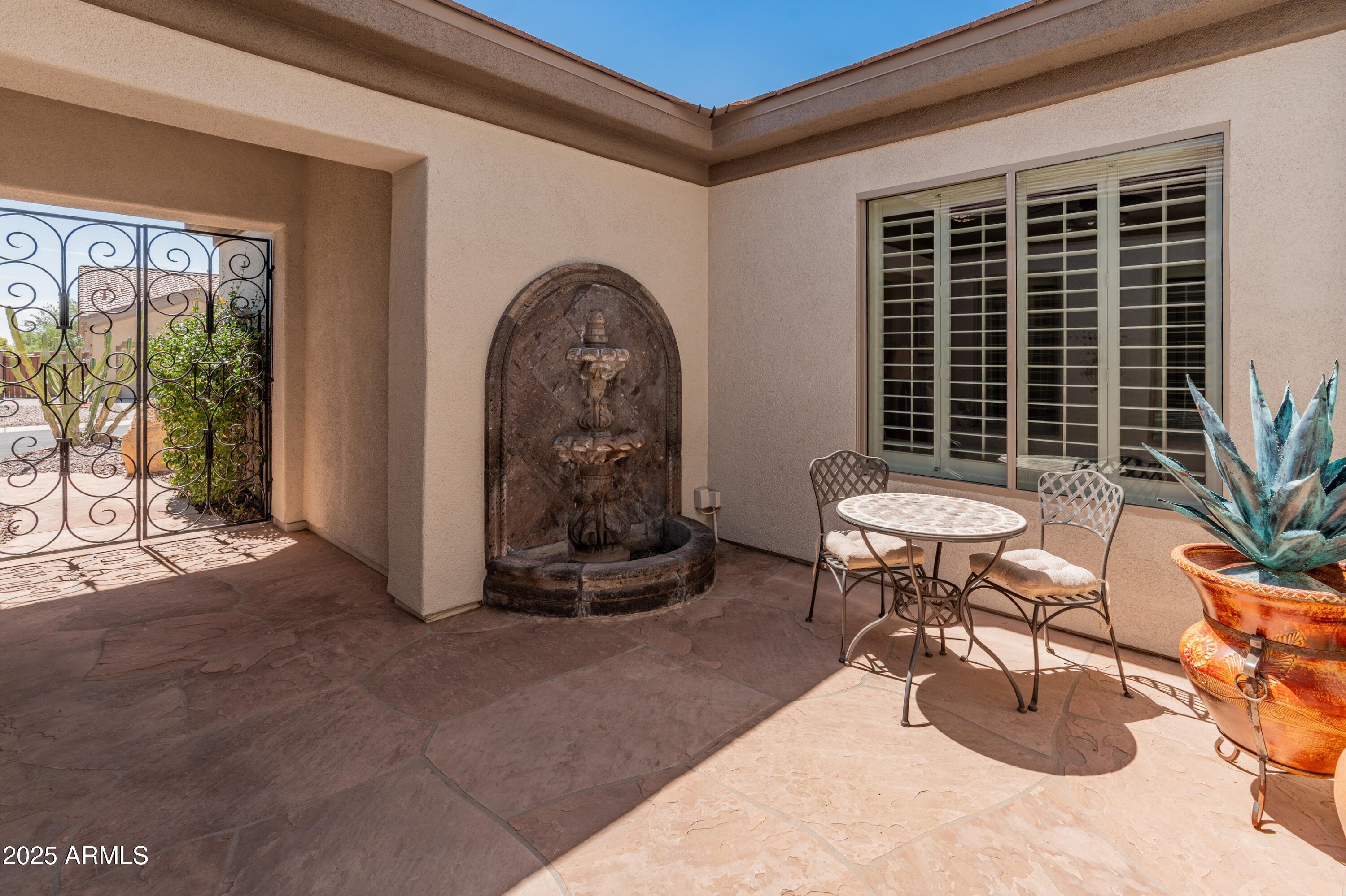 40715 N HARBOUR TOWN Court