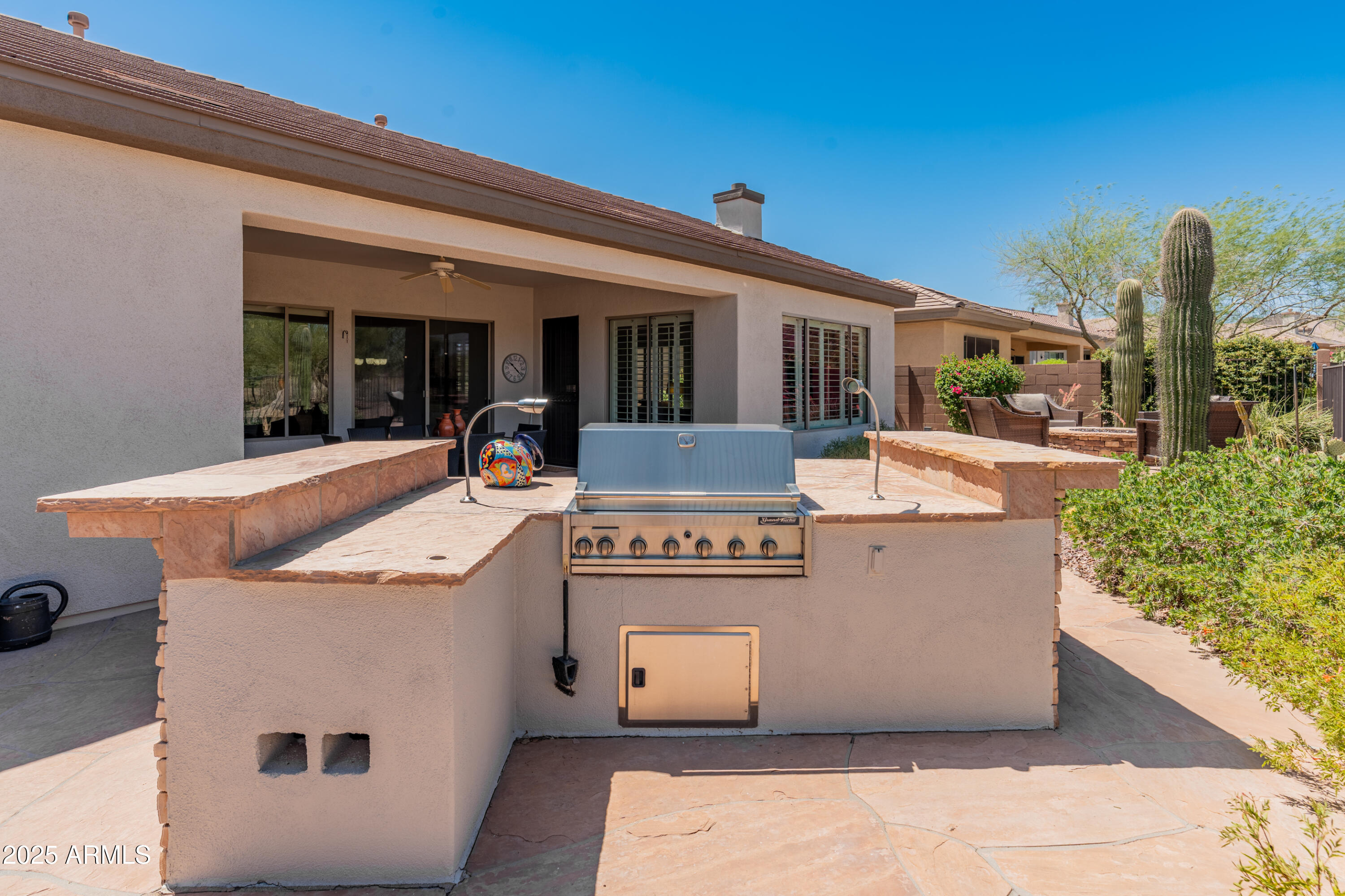 40715 N HARBOUR TOWN Court