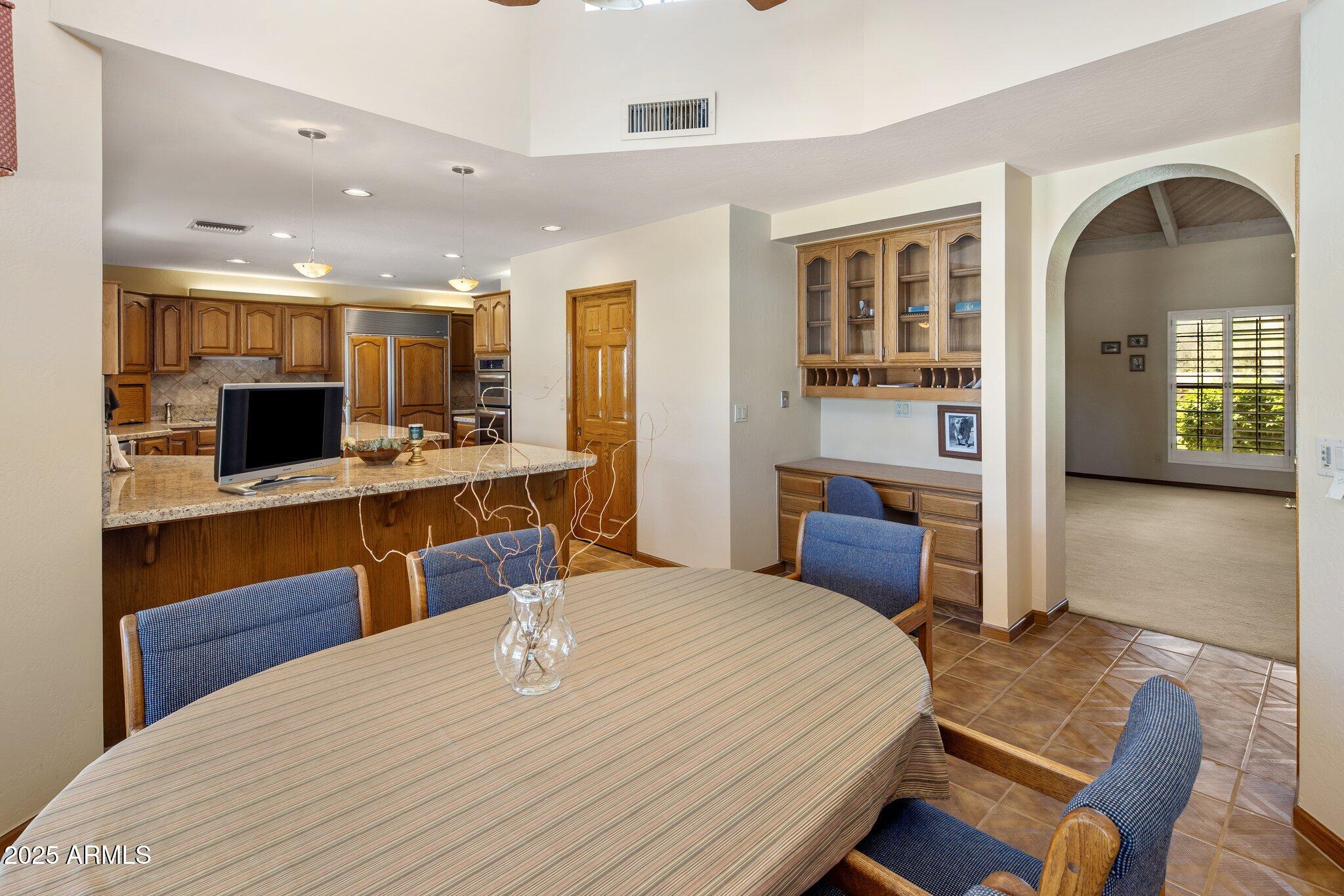 8815 N INVERGORDON Road