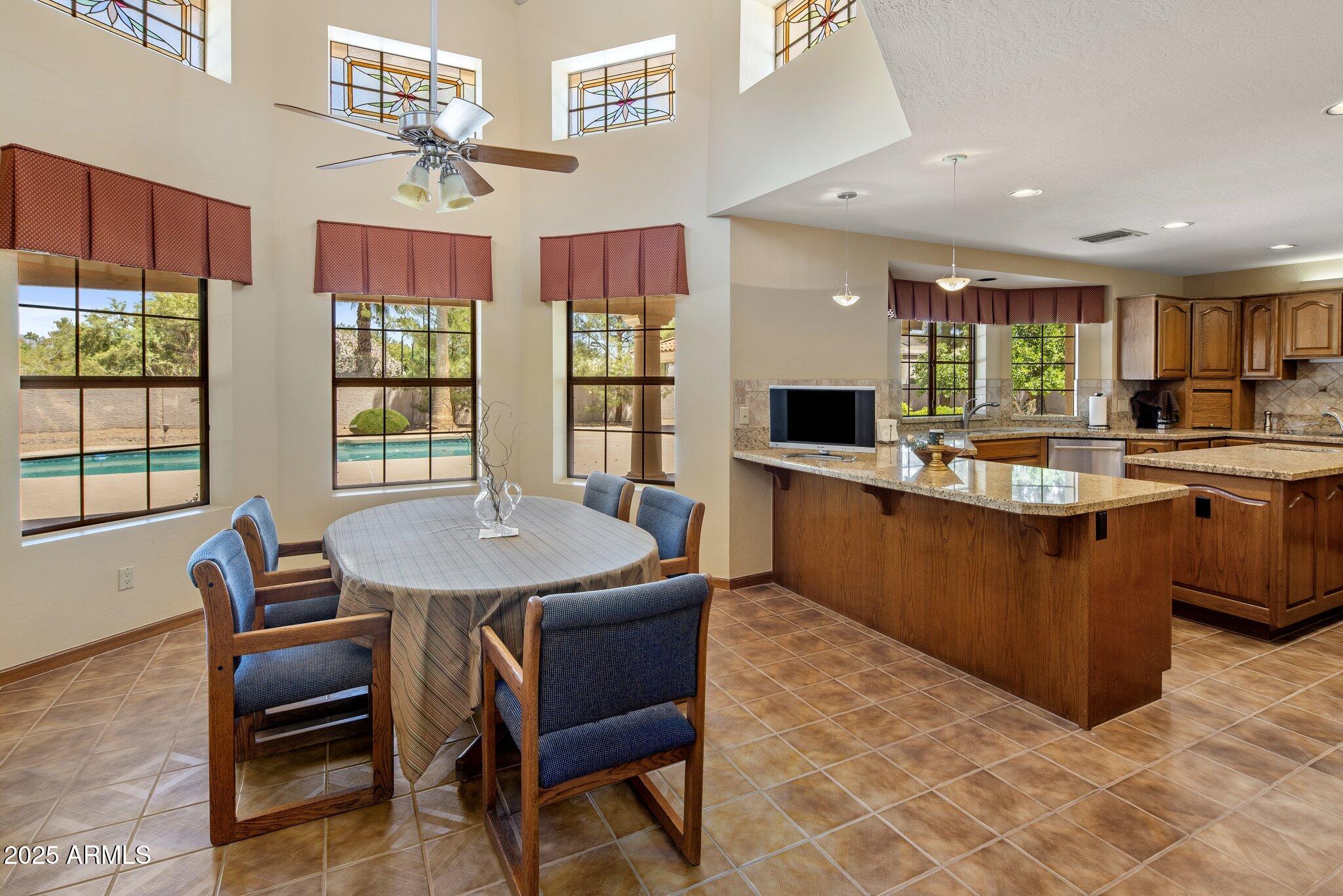 8815 N INVERGORDON Road