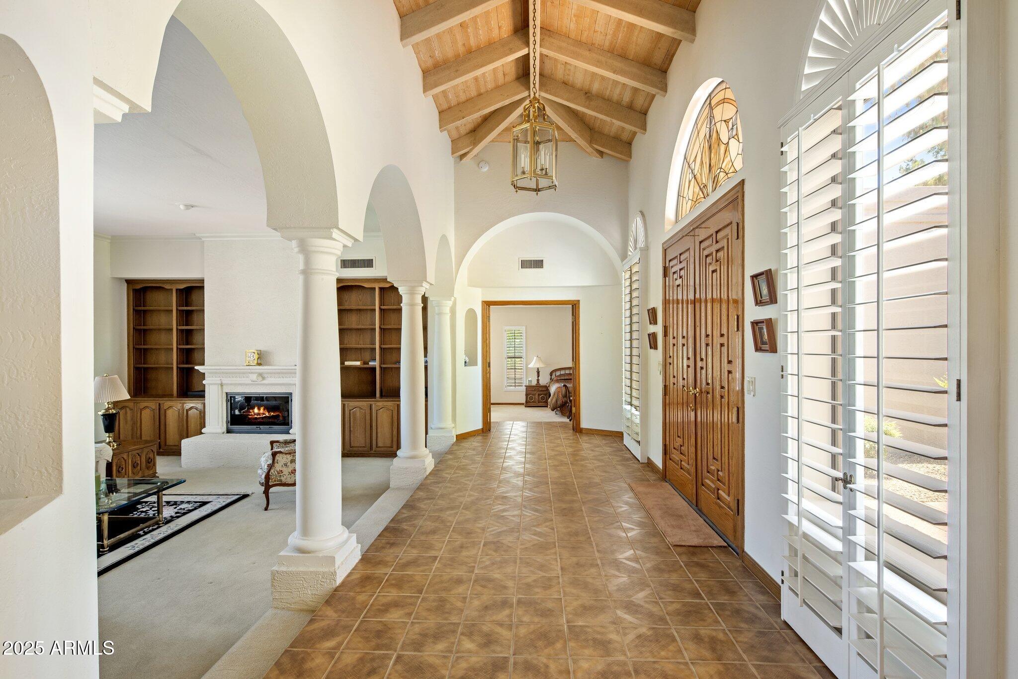 8815 N INVERGORDON Road