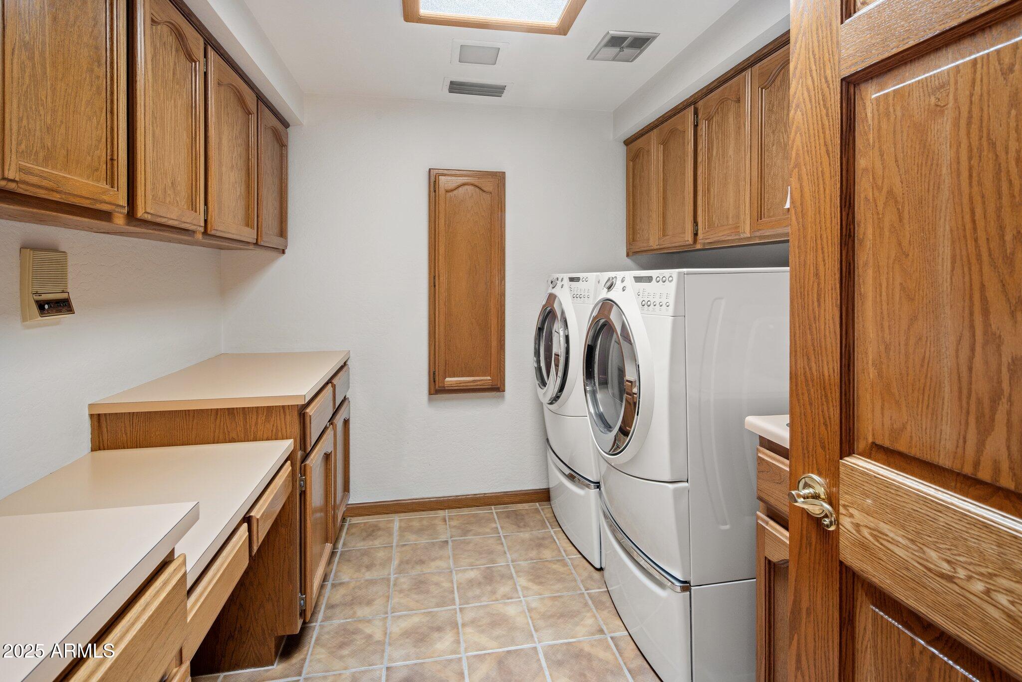 8815 N INVERGORDON Road