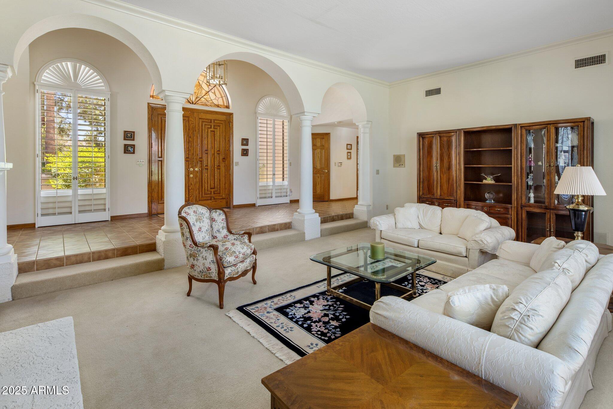 8815 N INVERGORDON Road