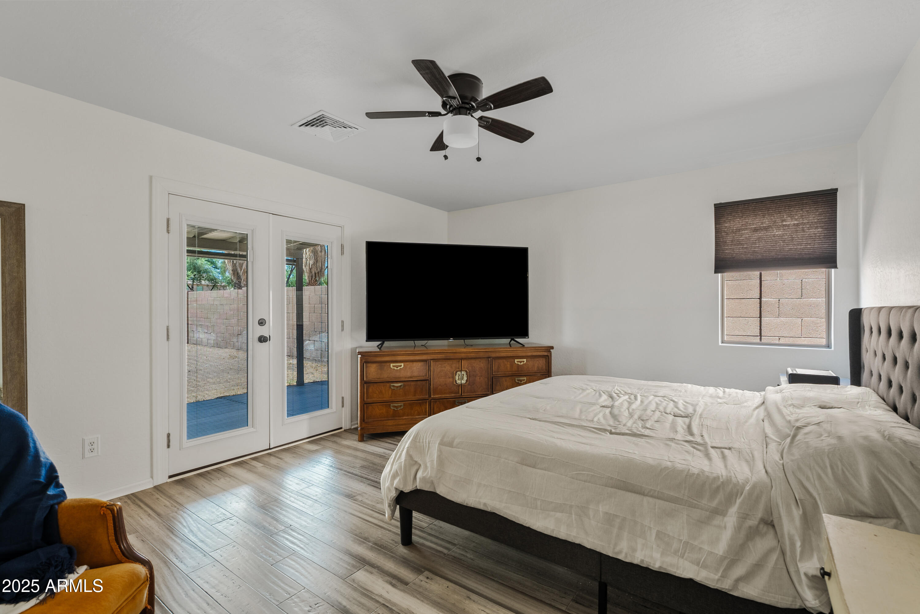 43907 W Sagebrush Trail