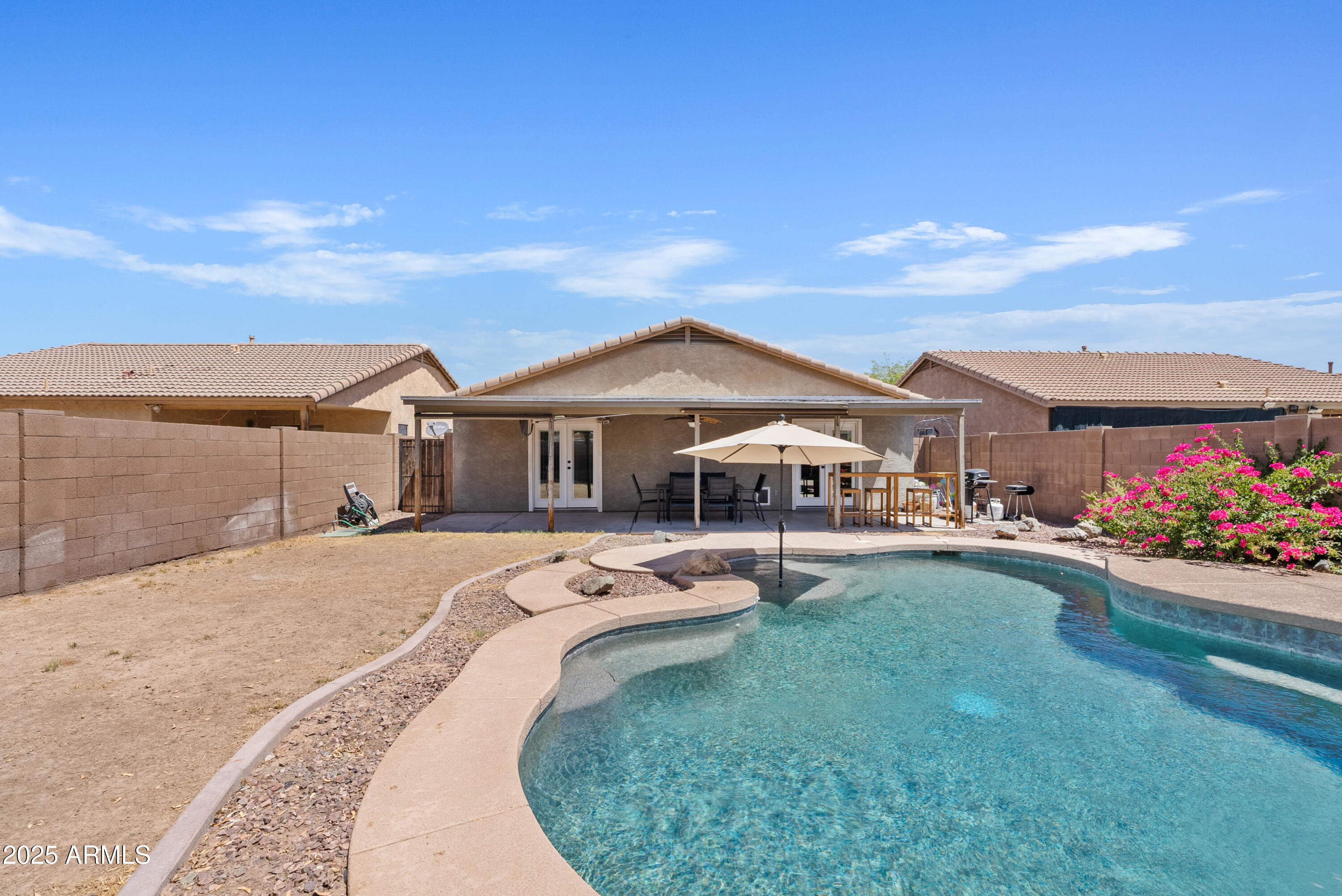43907 W Sagebrush Trail
