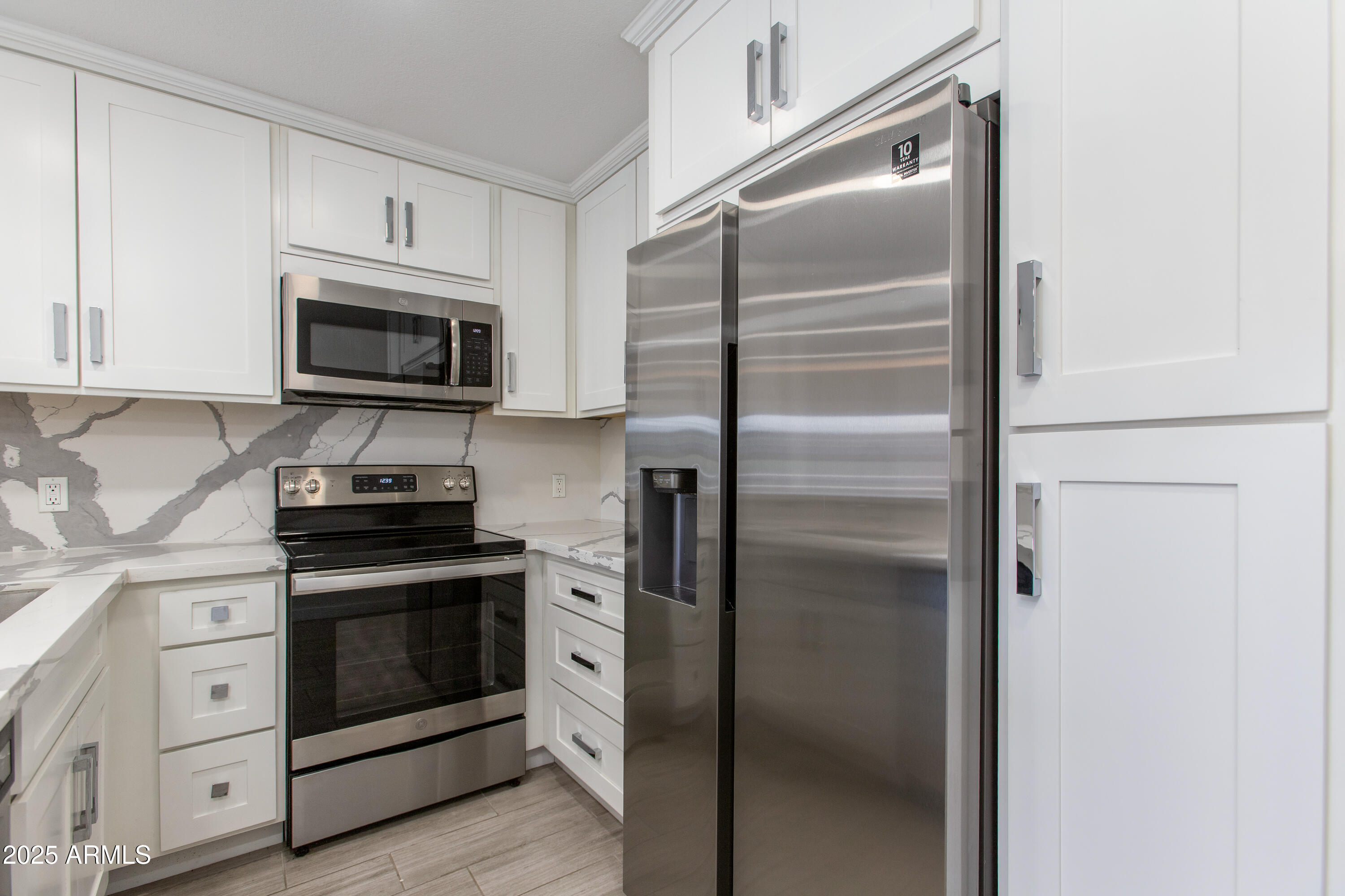 1720 E THUNDERBIRD Road, 1056