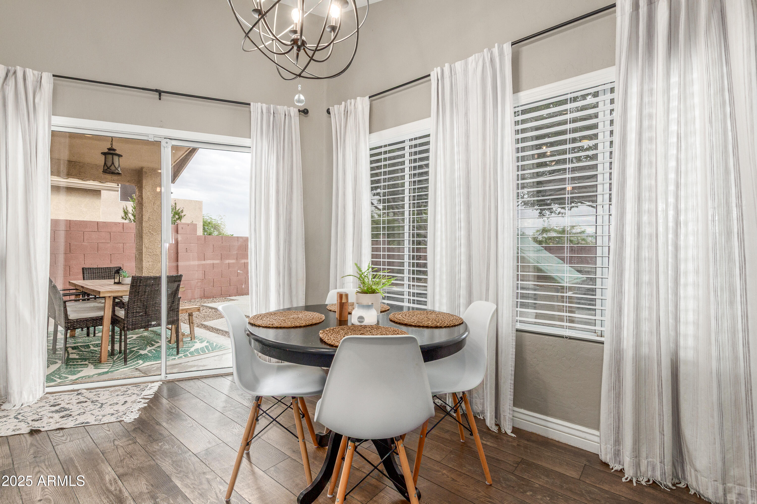 15208 S 14TH Place