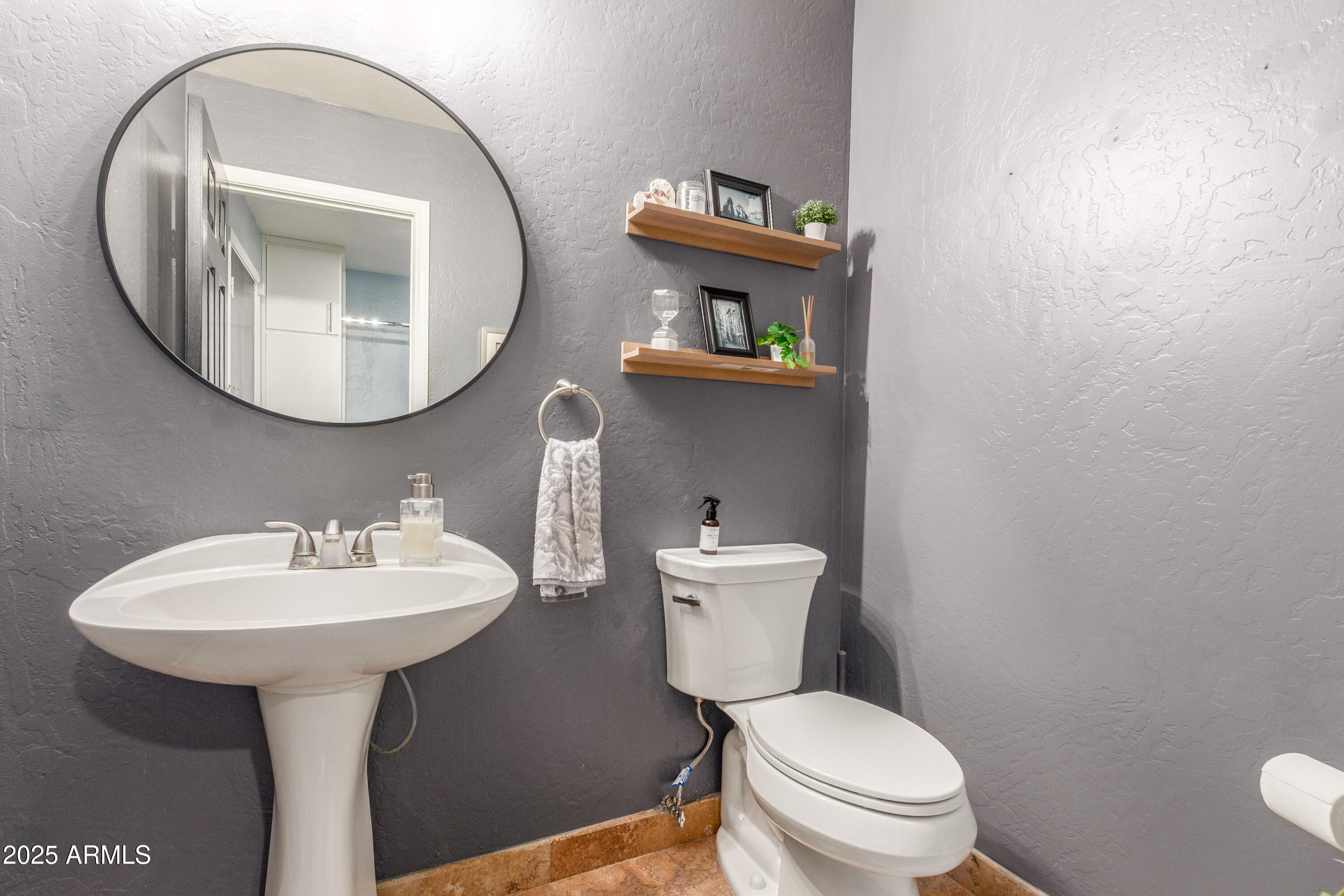 15208 S 14TH Place