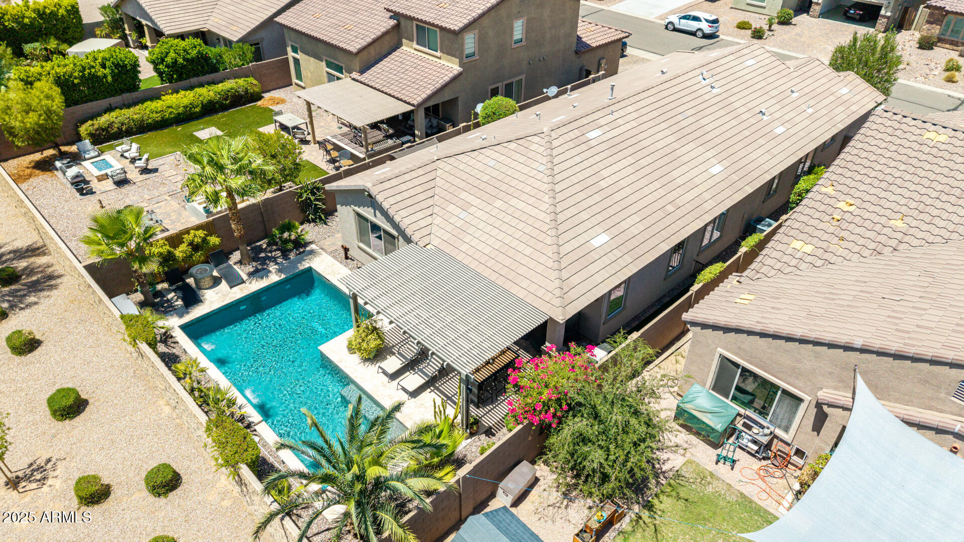 389 E CASTLE ROCK Road