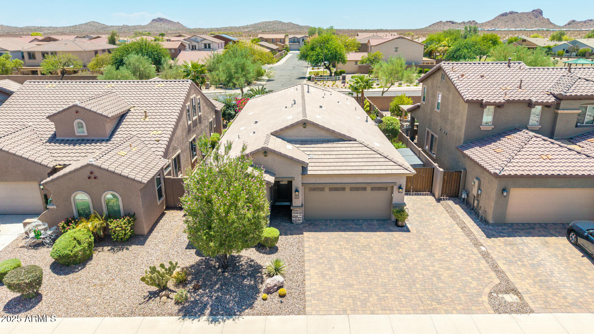 389 E CASTLE ROCK Road