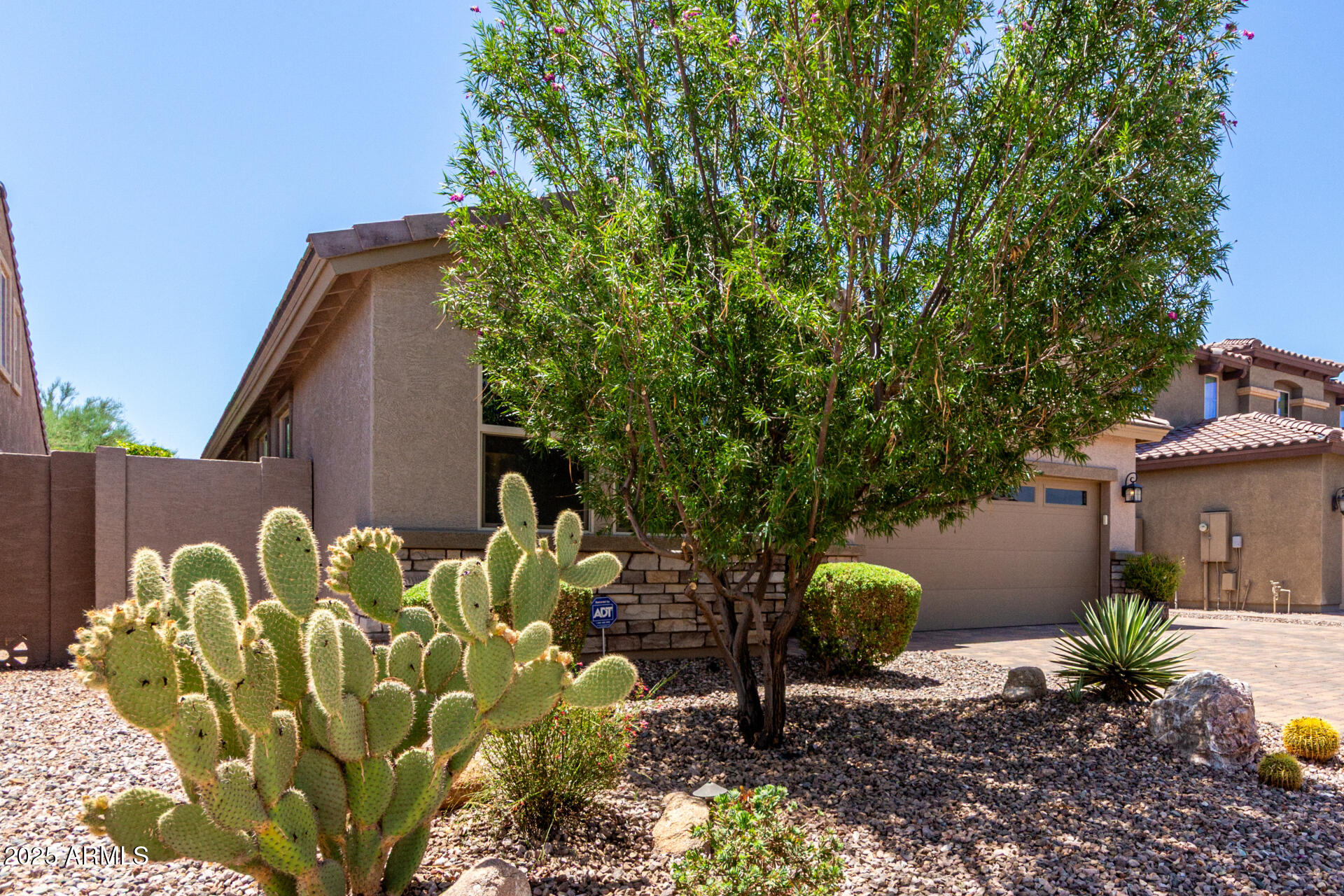 389 E CASTLE ROCK Road