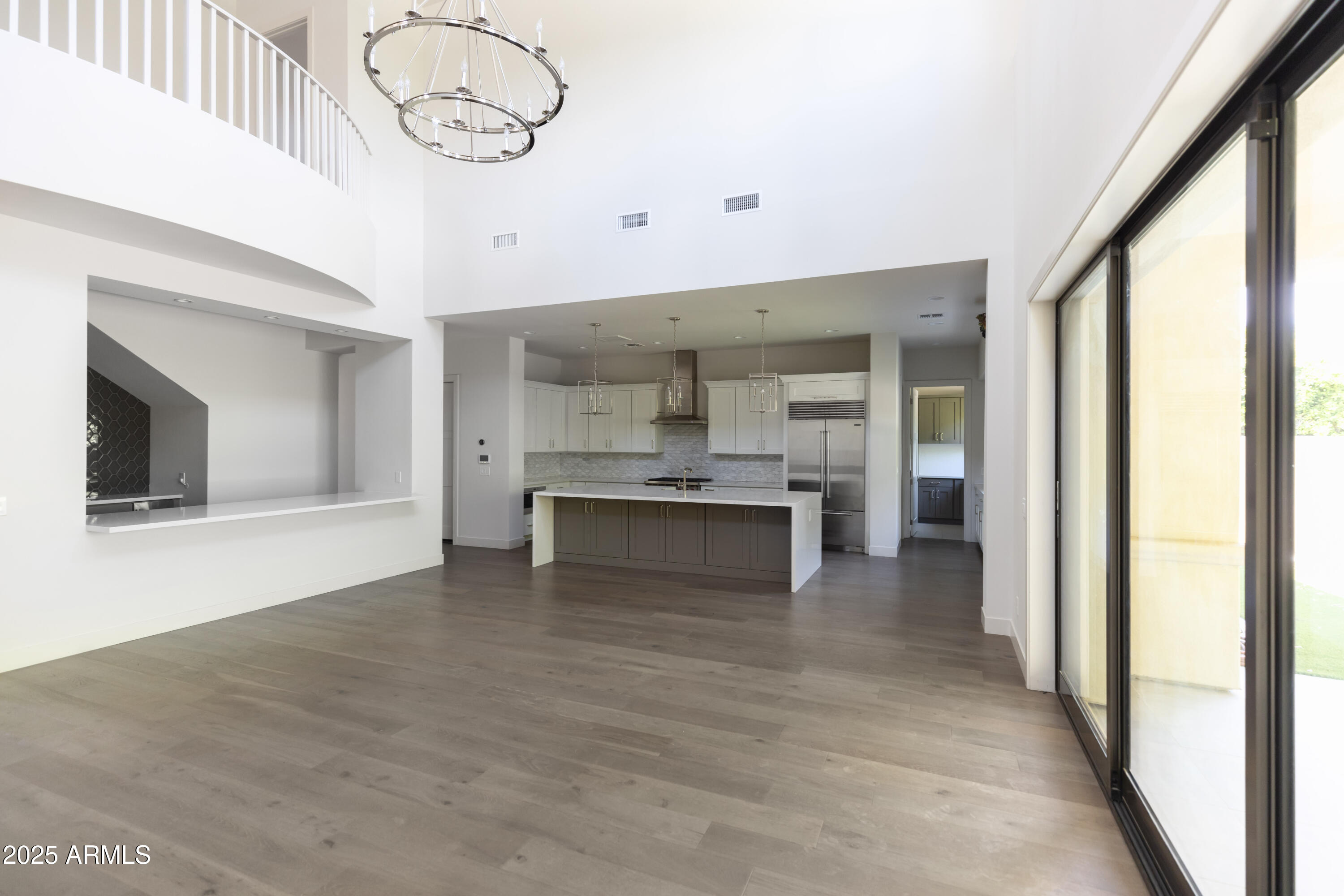 3912 E CRITTENDEN Lane