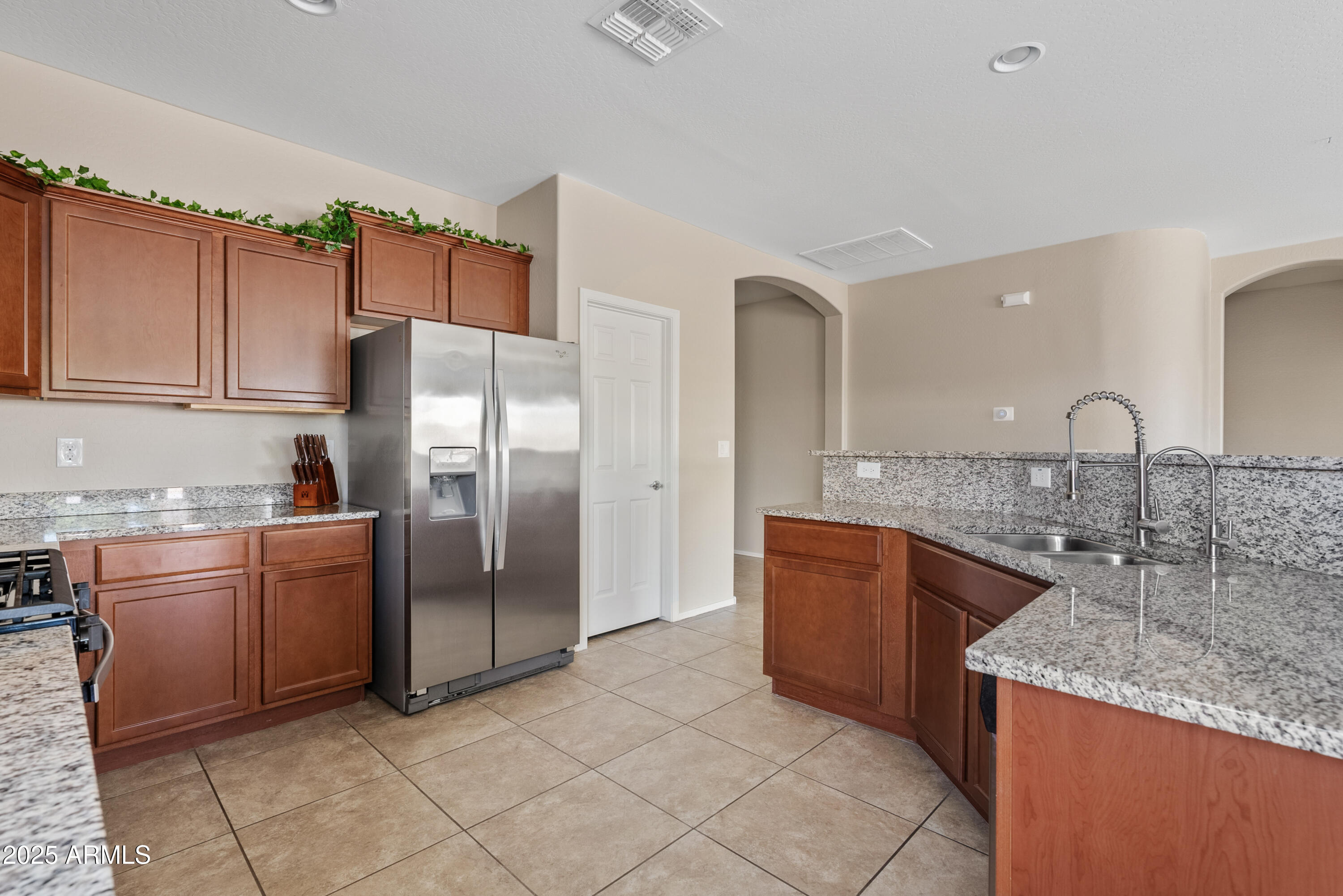 11035 E TOPAZ Avenue