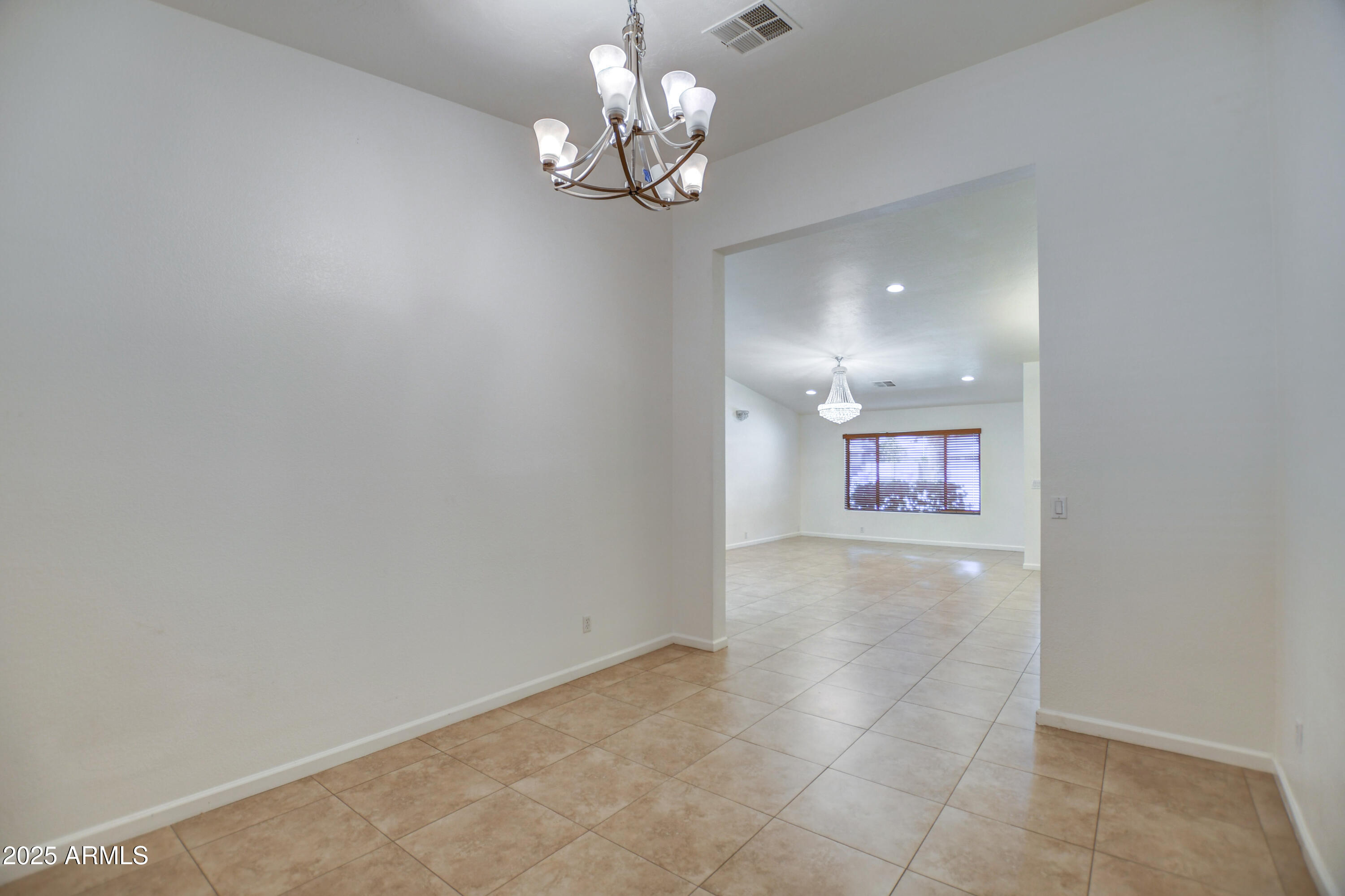 6009 E MONTE CRISTO Avenue