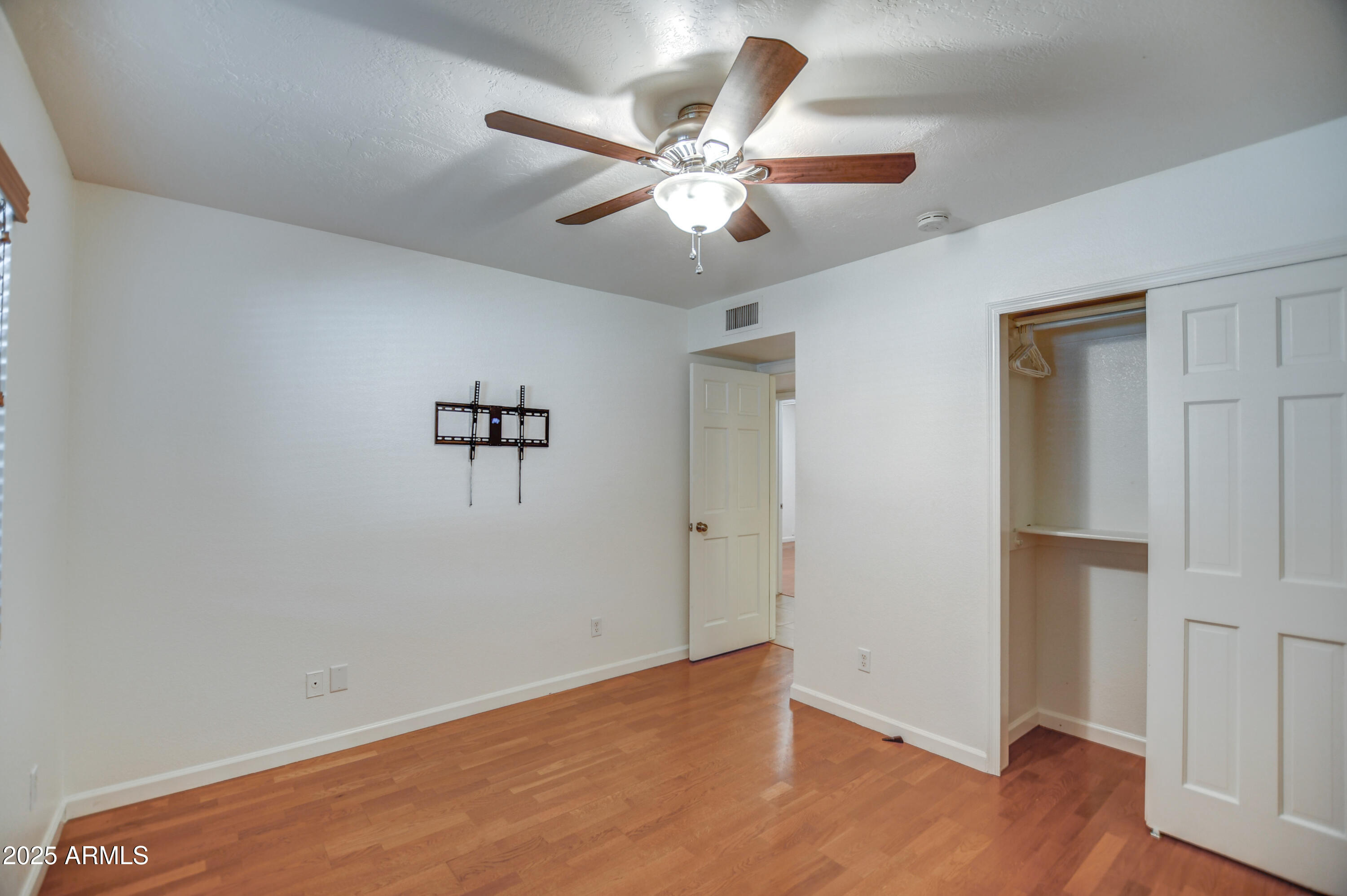 6009 E MONTE CRISTO Avenue