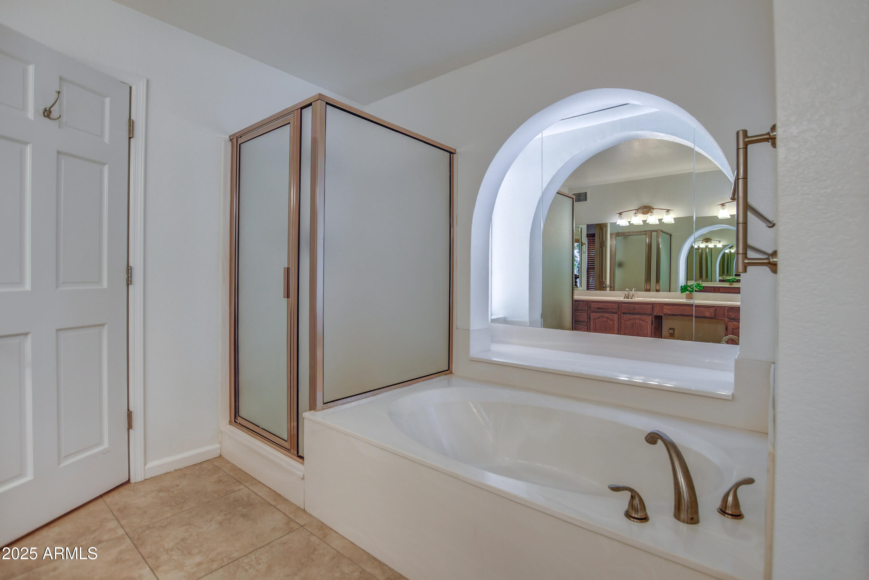 6009 E MONTE CRISTO Avenue