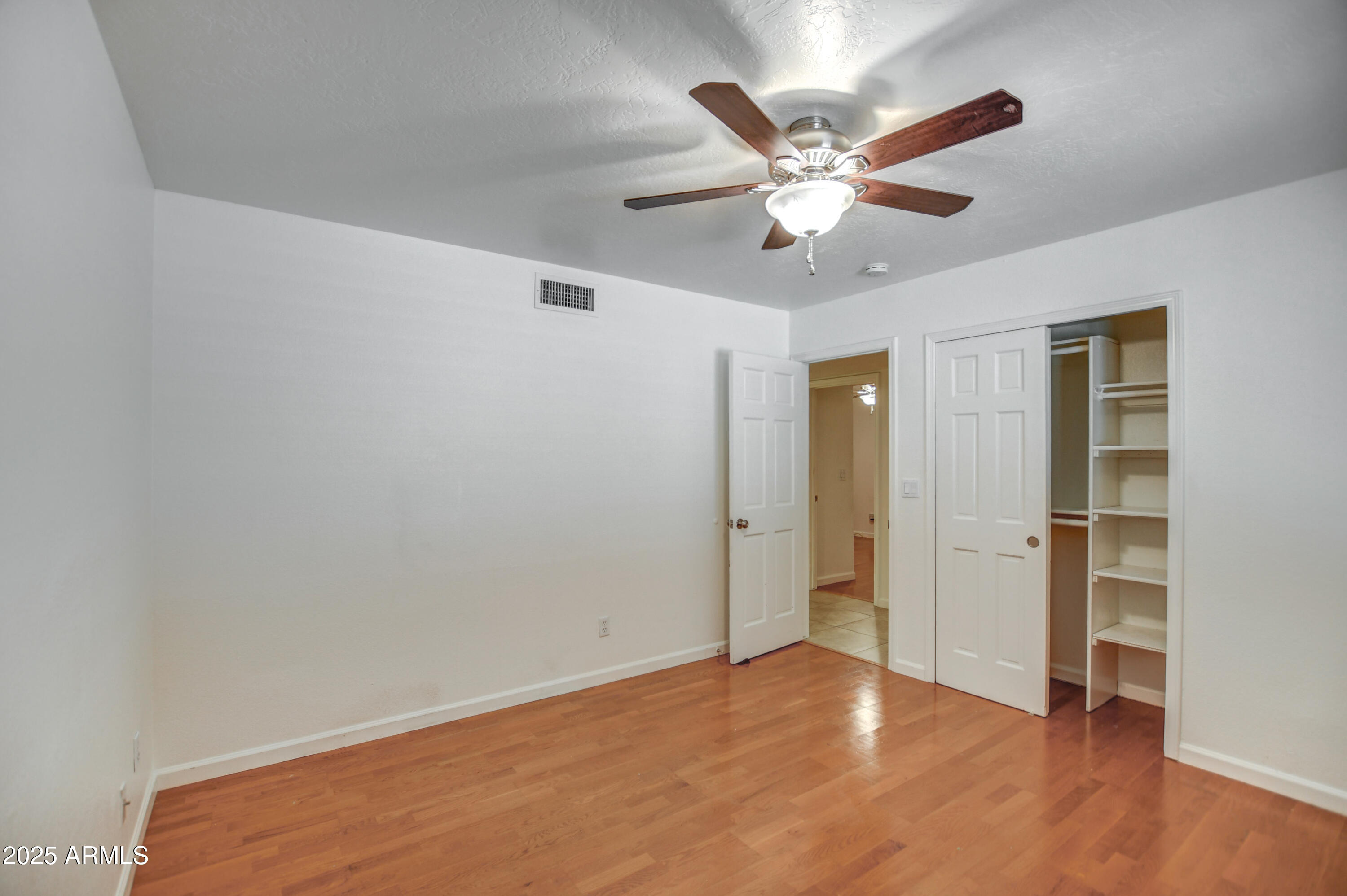 6009 E MONTE CRISTO Avenue