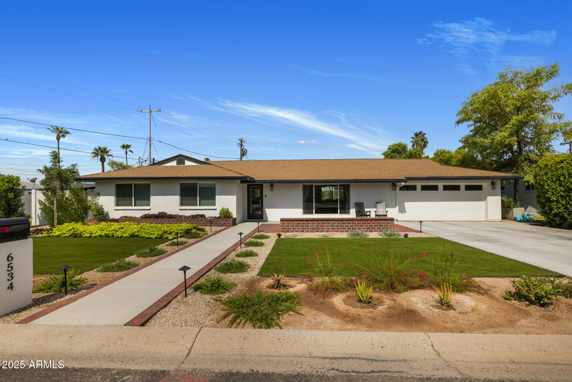 6534 N 16TH Place