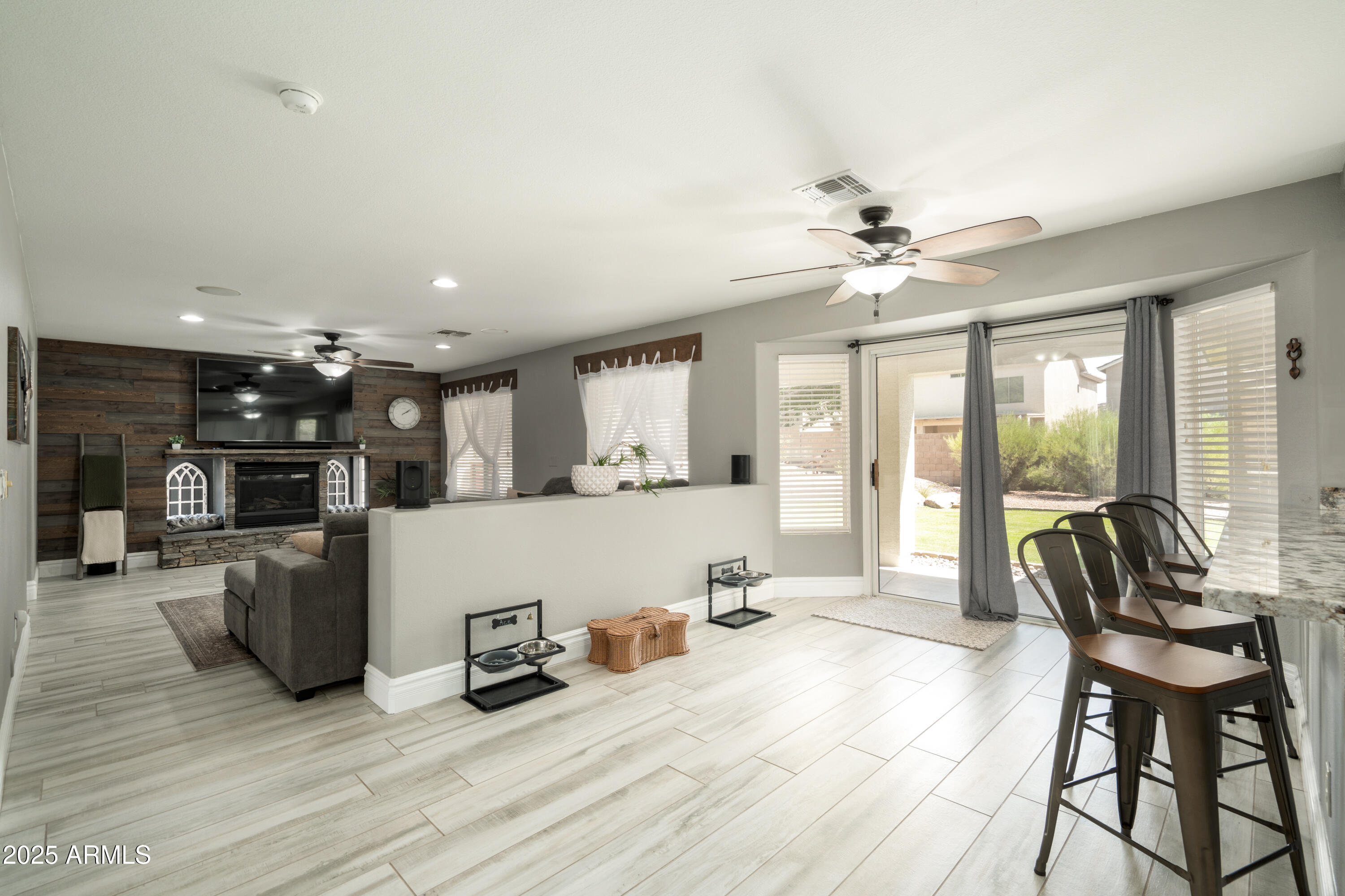 6337 W AVENIDA DEL REY