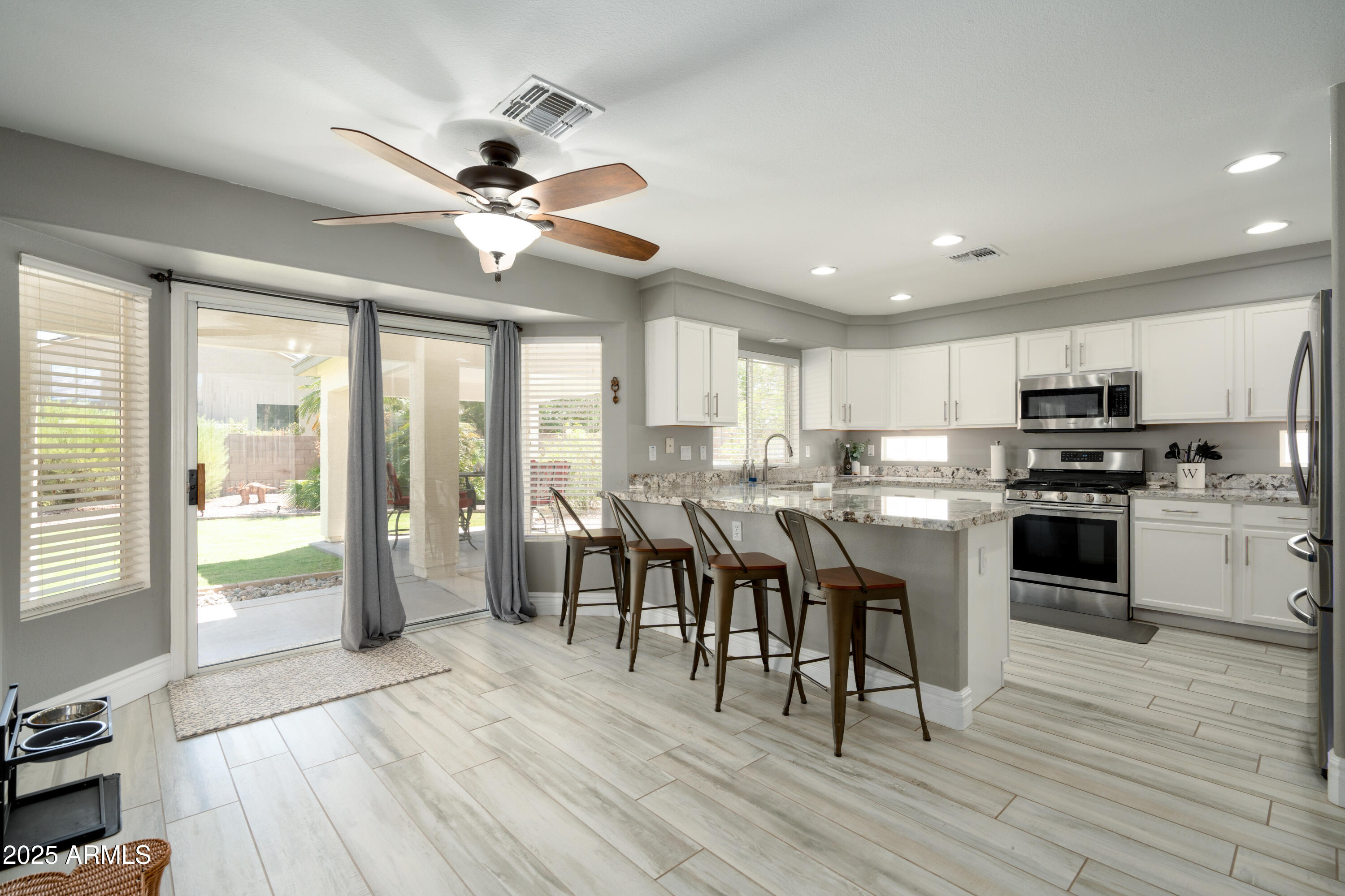 6337 W AVENIDA DEL REY