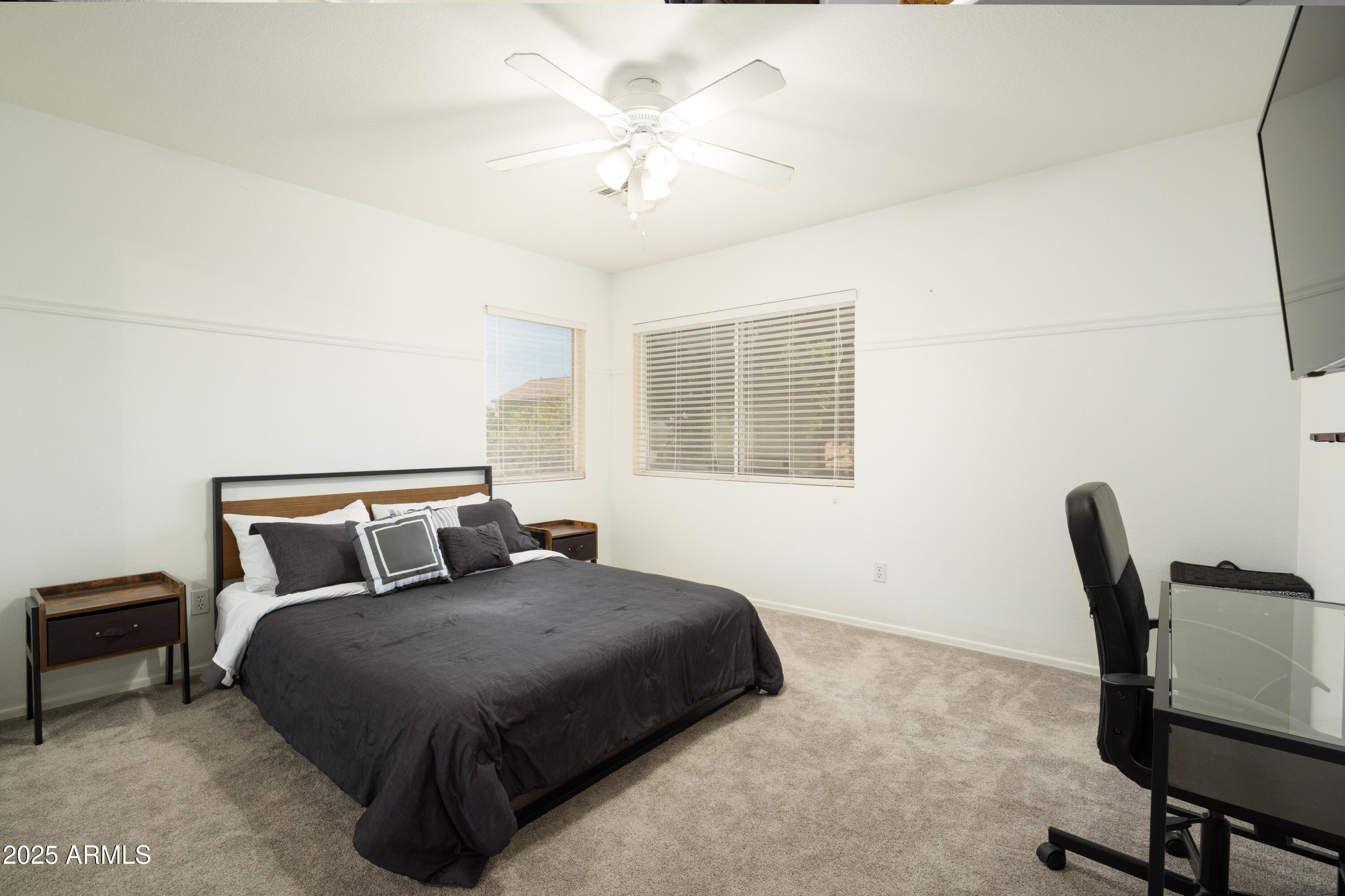 6337 W AVENIDA DEL REY