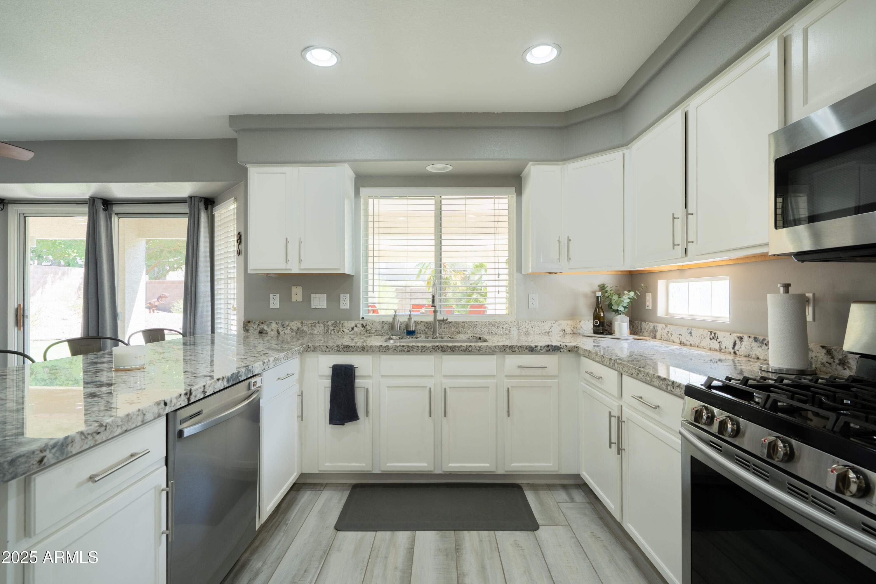 6337 W AVENIDA DEL REY