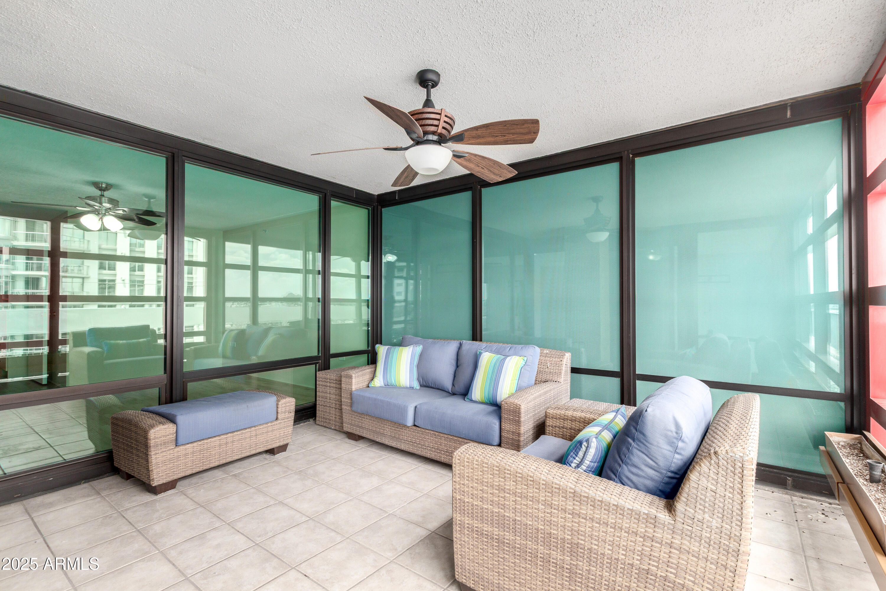 4808 N 24TH Street, 702