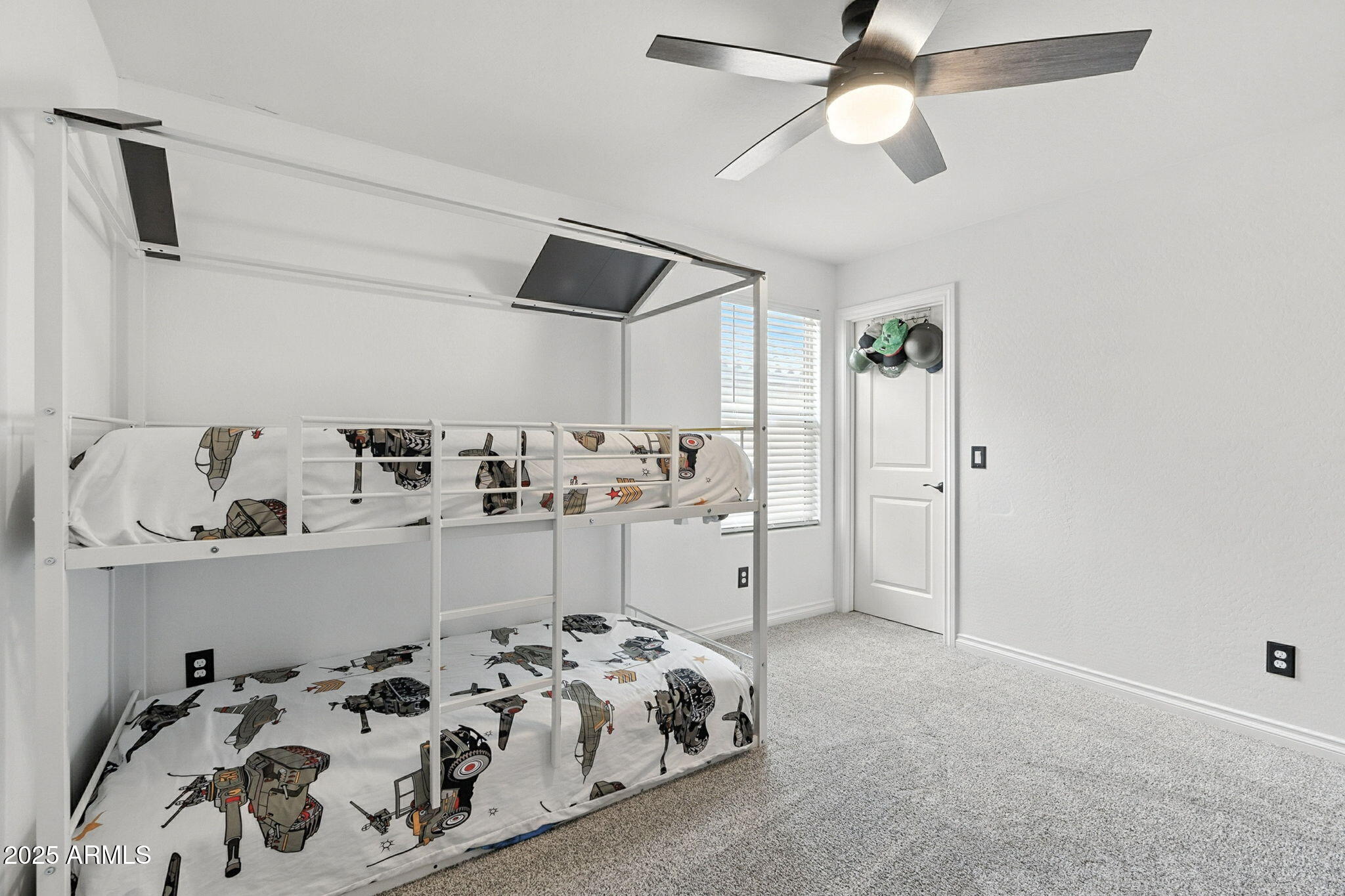 253 E CRESCENT Place