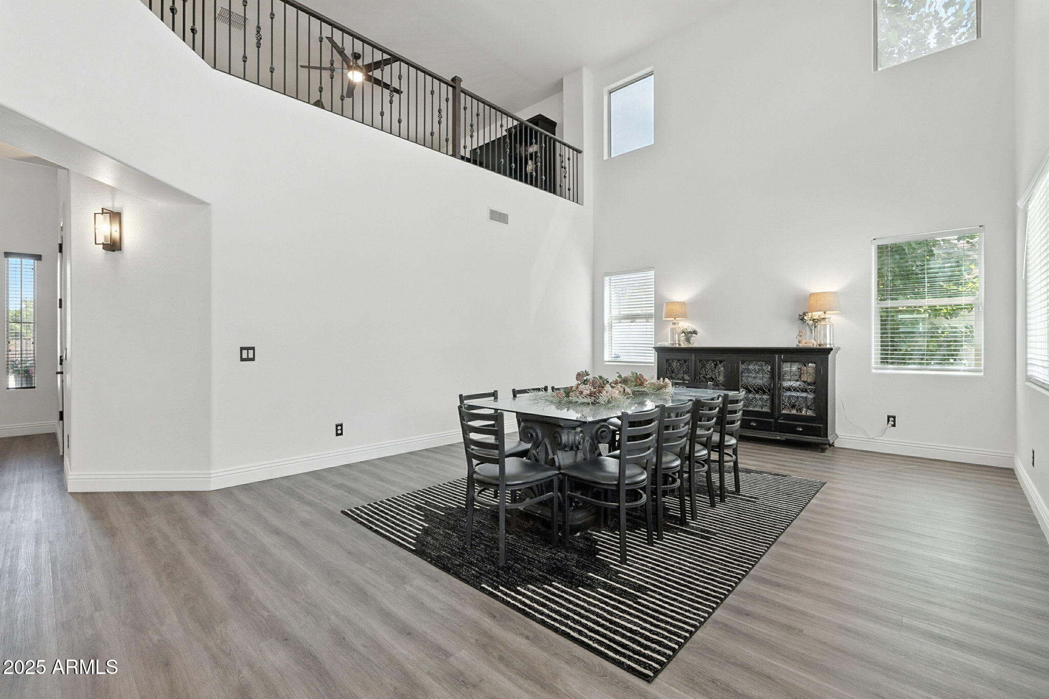 253 E CRESCENT Place