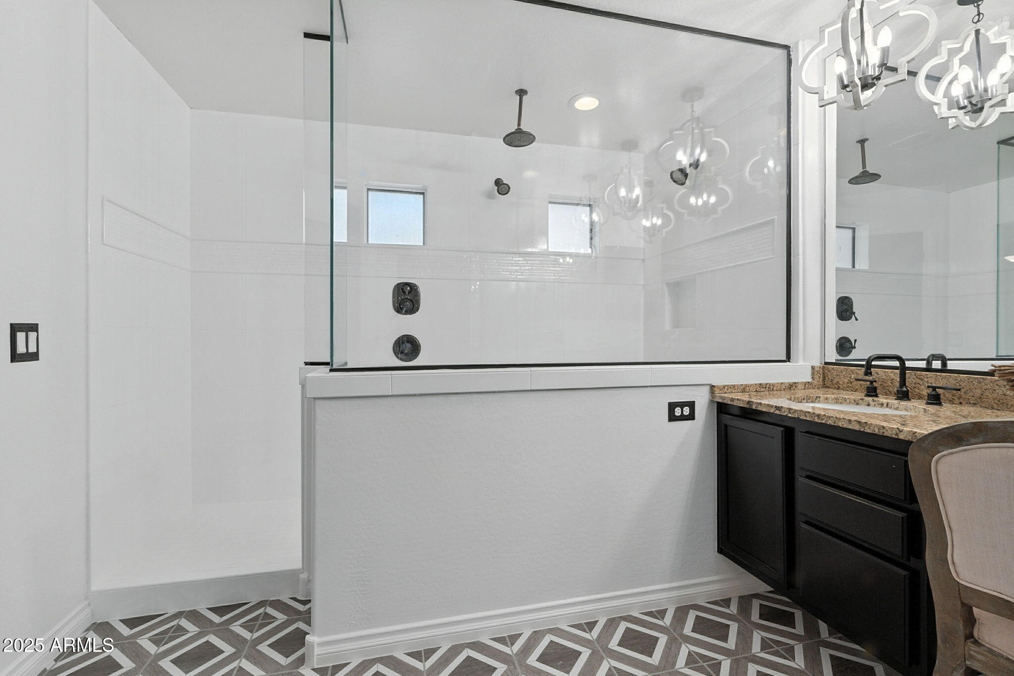 253 E CRESCENT Place